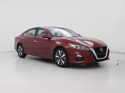 Red 2020 Nissan Altima SV