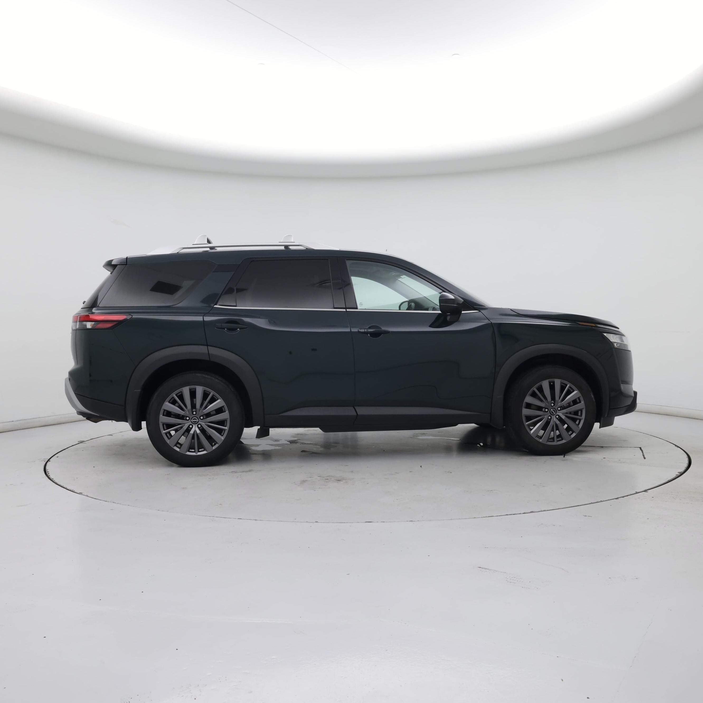 Thumbnail: 2023 Nissan Pathfinder - 7