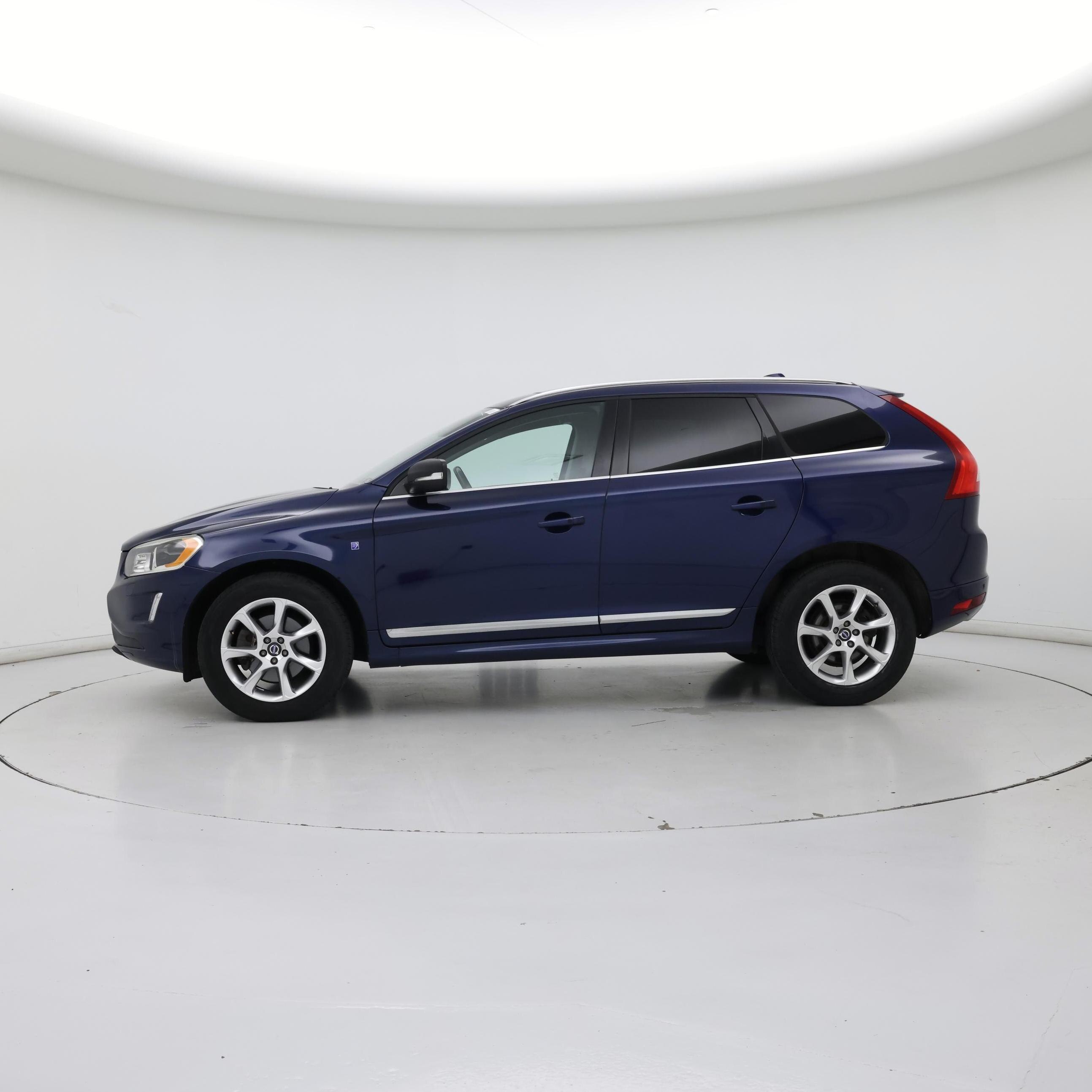 Thumbnail: 2015 Volvo XC60 - 3