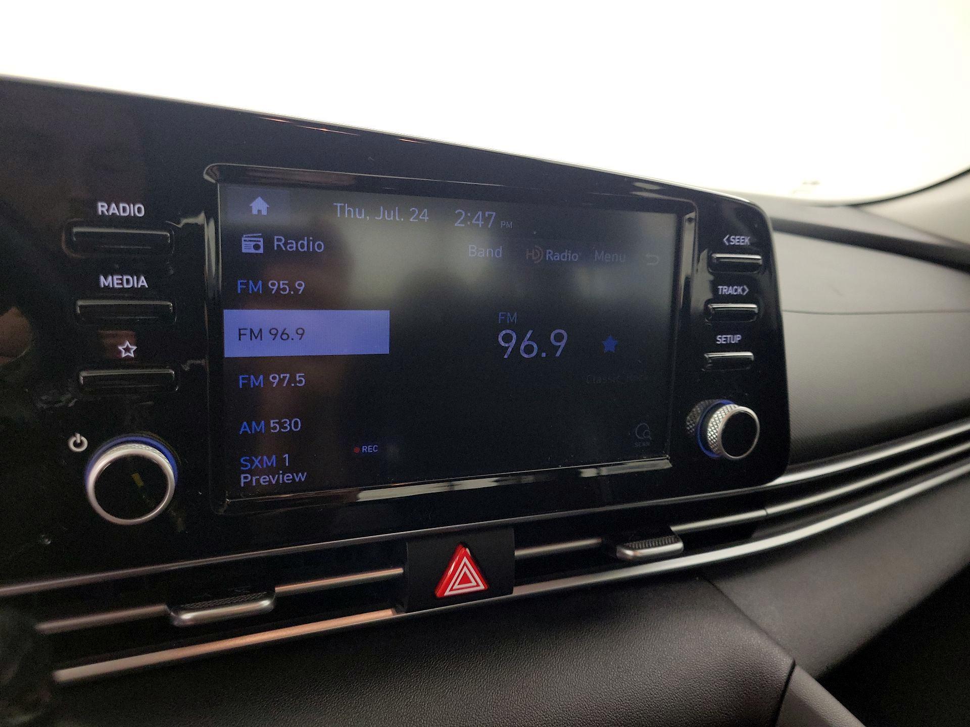 Thumbnail: 2021 Hyundai Elantra - 15