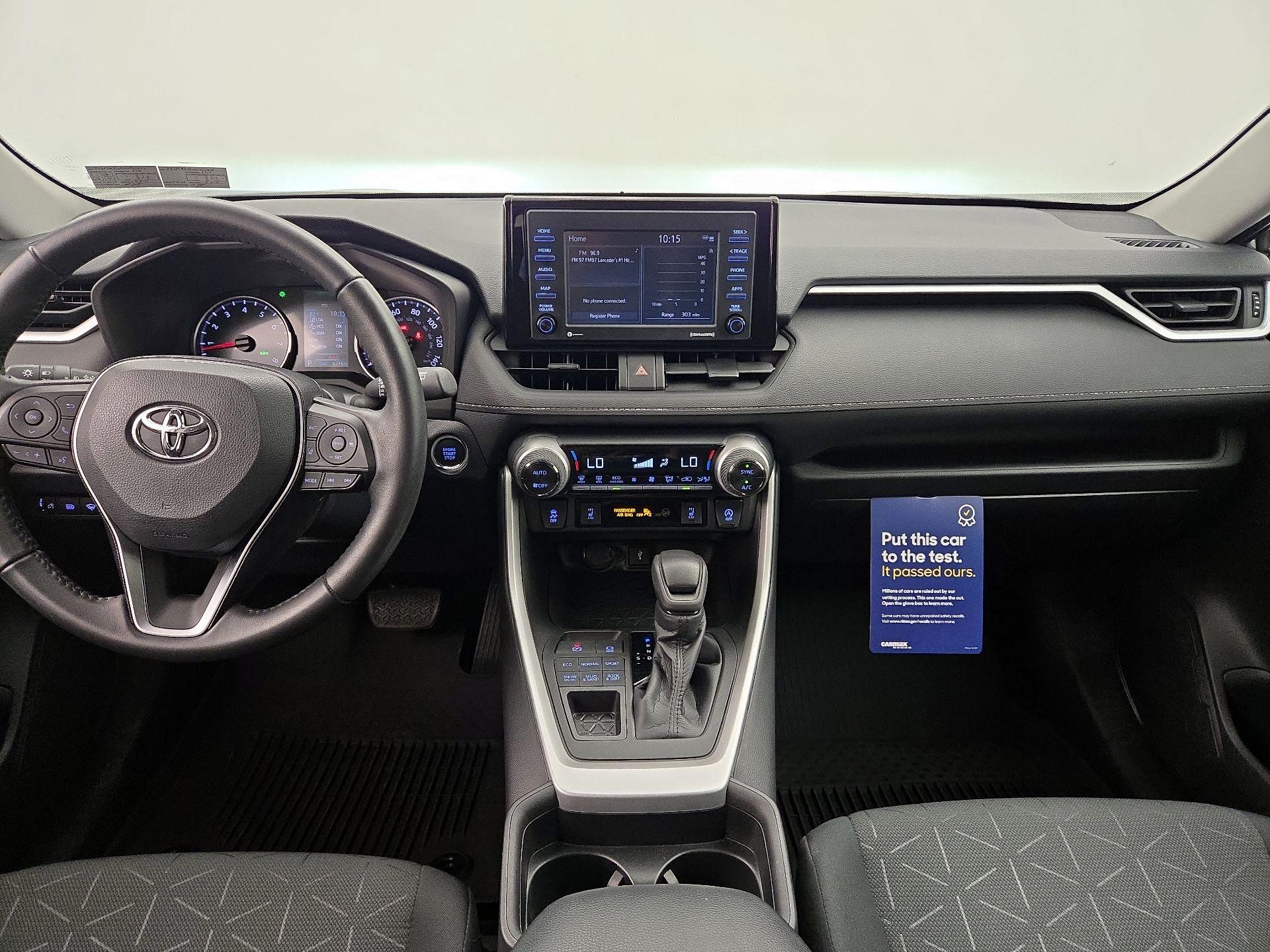 Thumbnail: 2021 Toyota RAV4 - 9