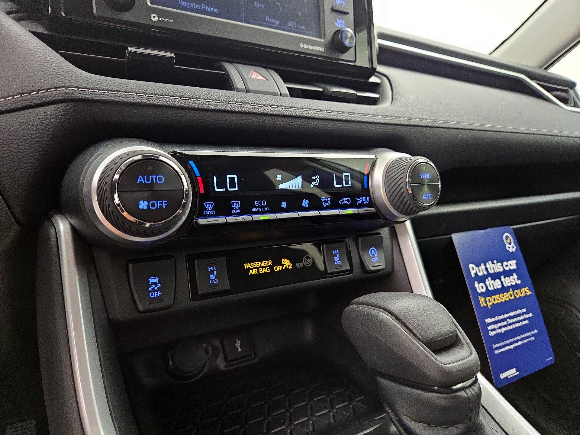 Thumbnail: 2021 Toyota RAV4 - 16