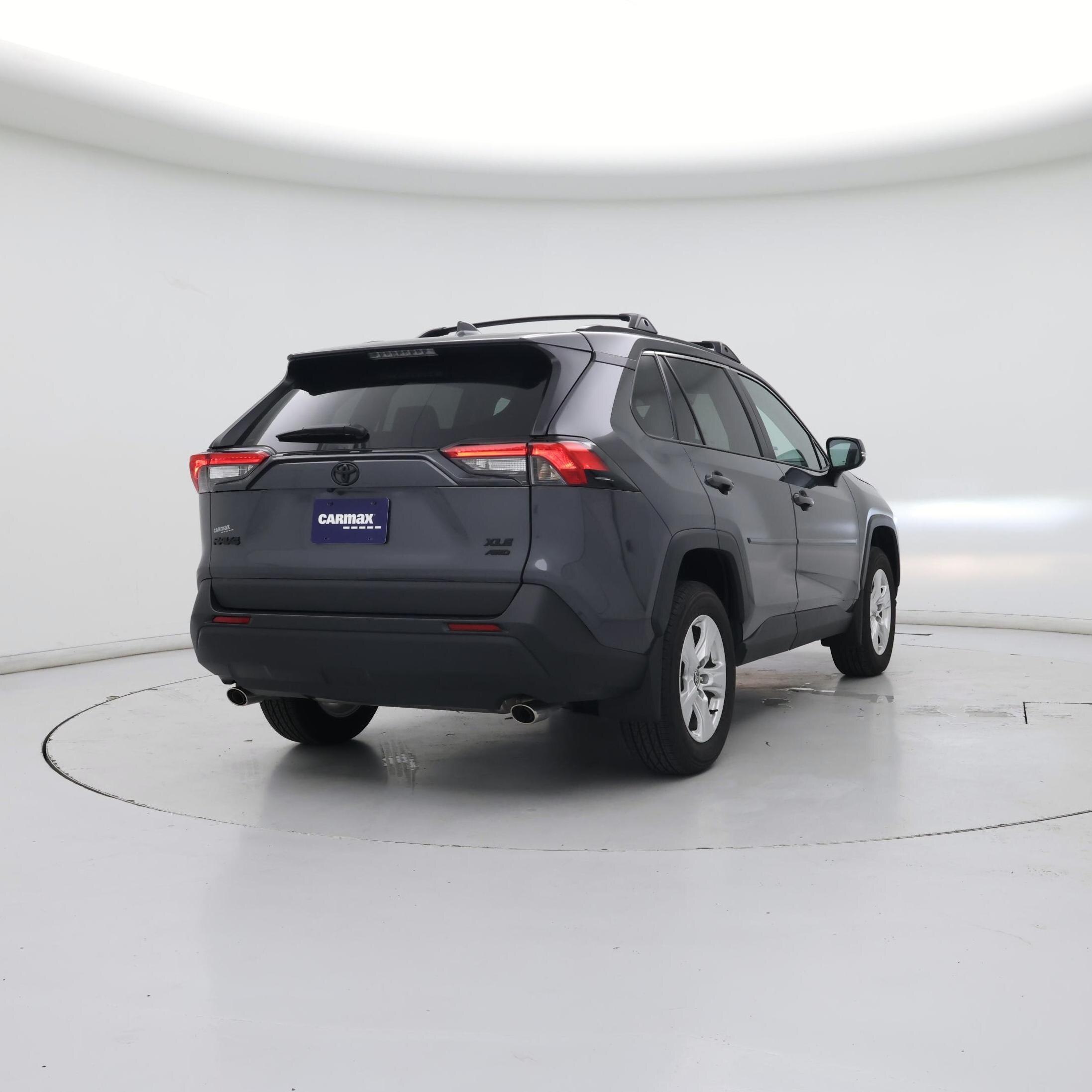 Thumbnail: 2021 Toyota RAV4 - 8