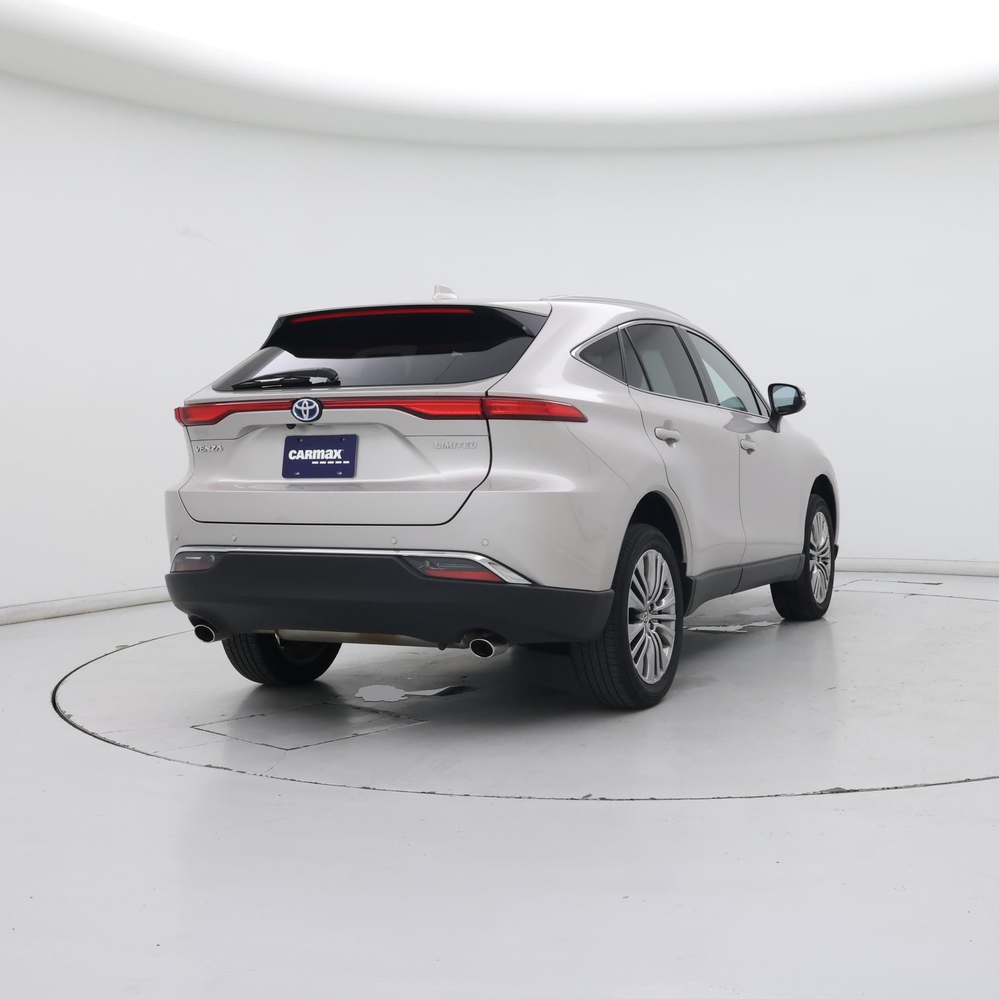 Thumbnail: 2024 Toyota Venza - 8