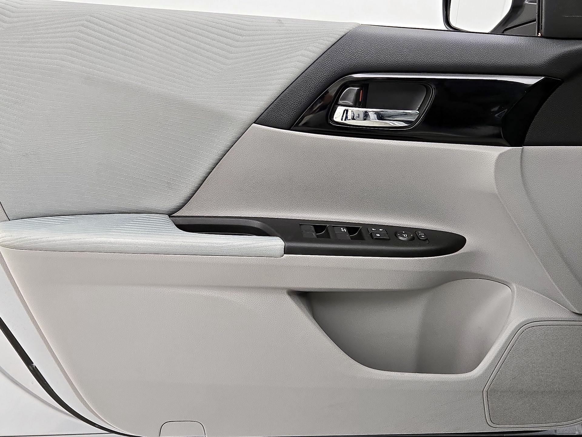 Thumbnail: 2016 Honda Accord - 12