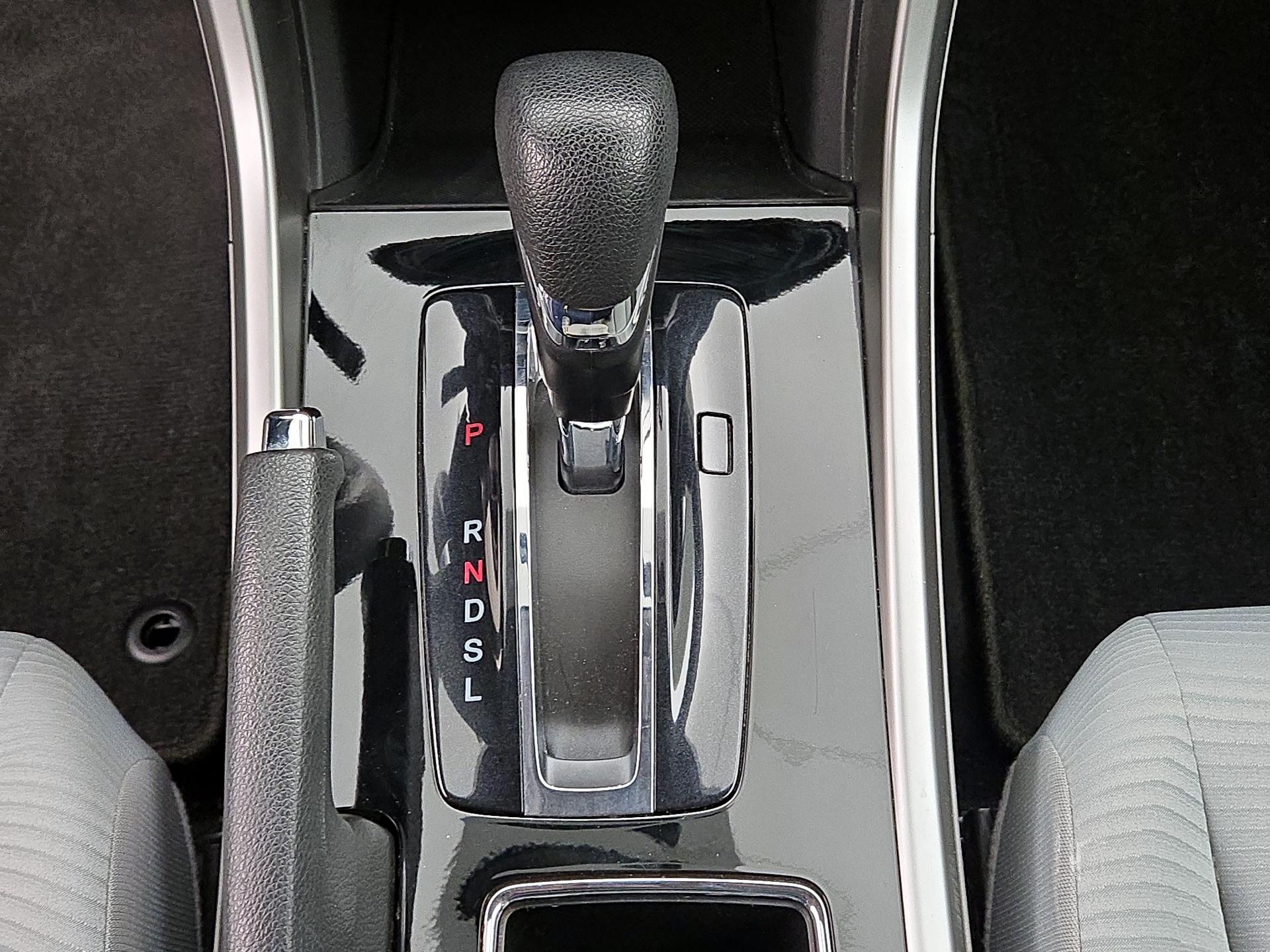 Thumbnail: 2016 Honda Accord - 16