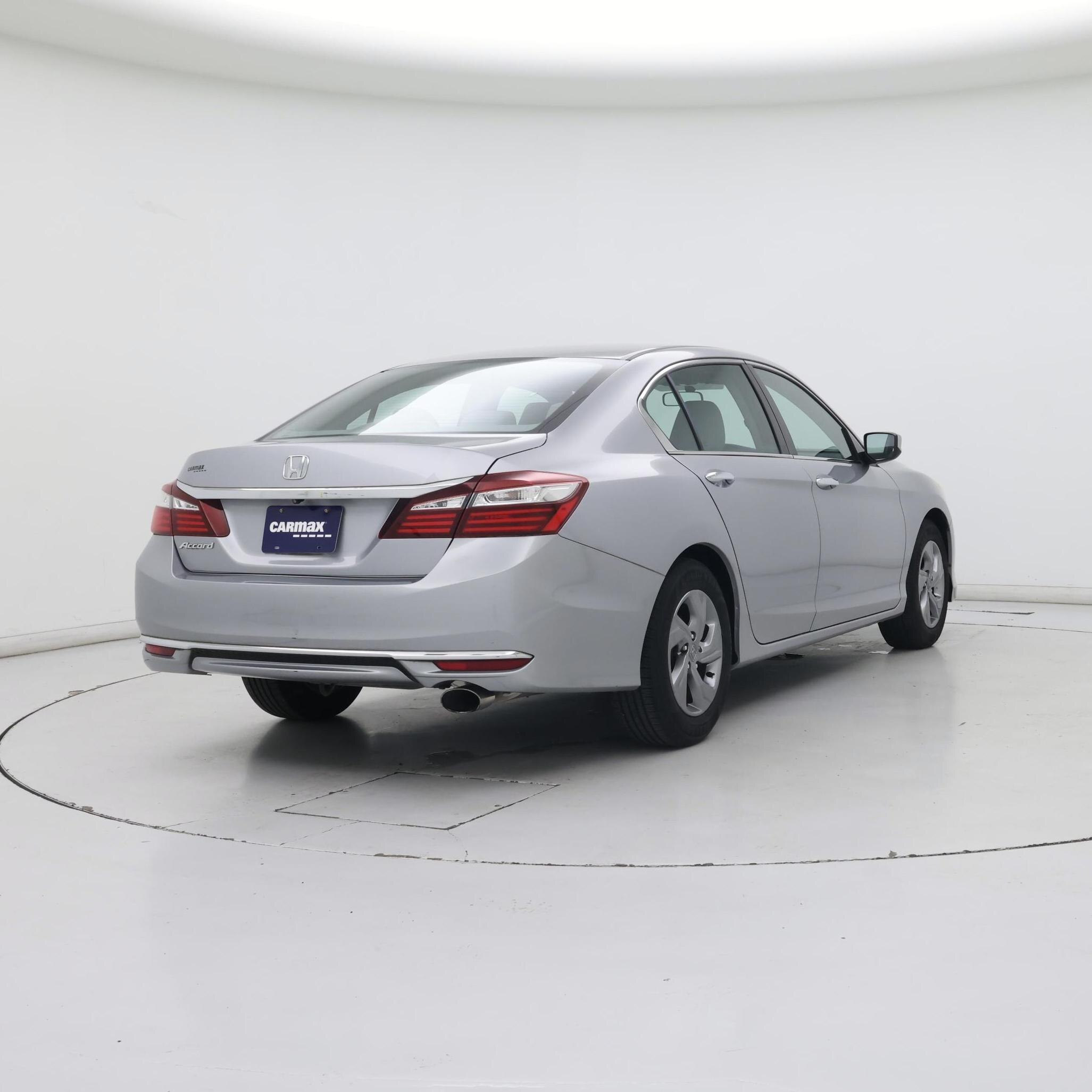 Thumbnail: 2016 Honda Accord - 8