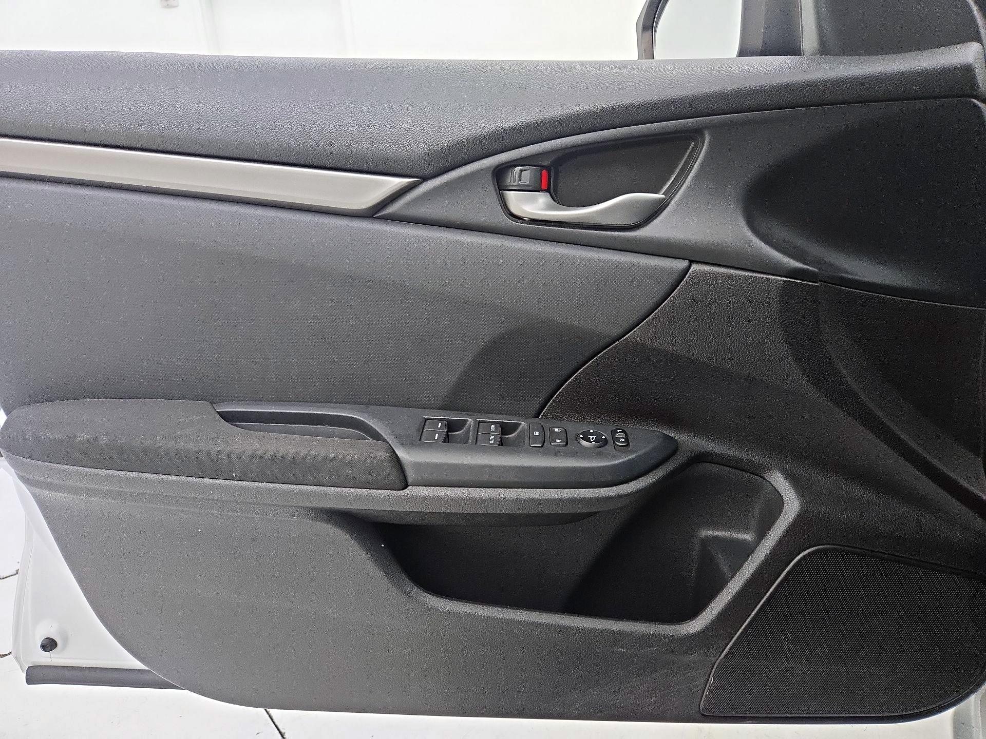 Thumbnail: 2020 Honda Civic - 12