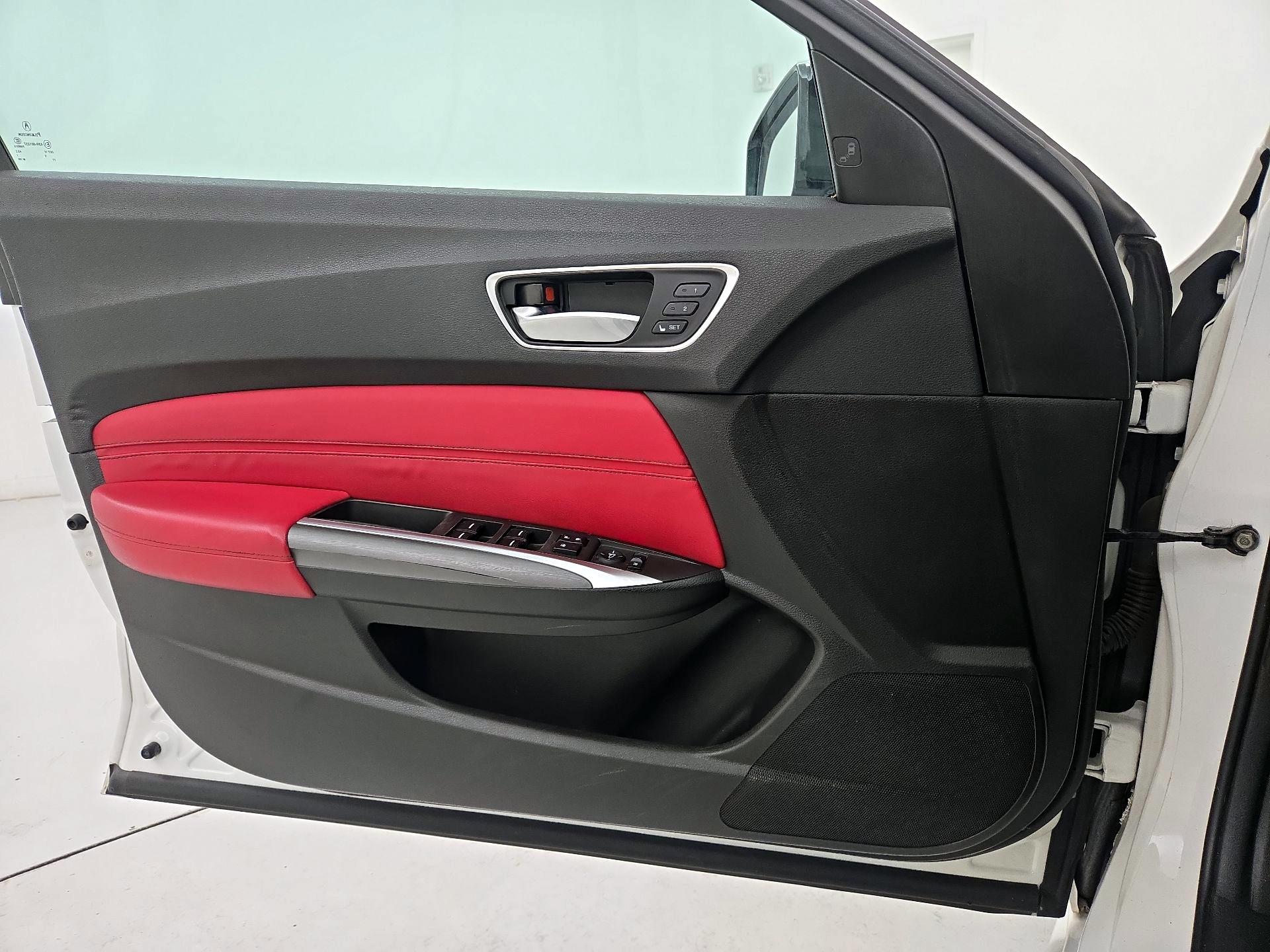 Thumbnail: 2019 Acura TLX - 12