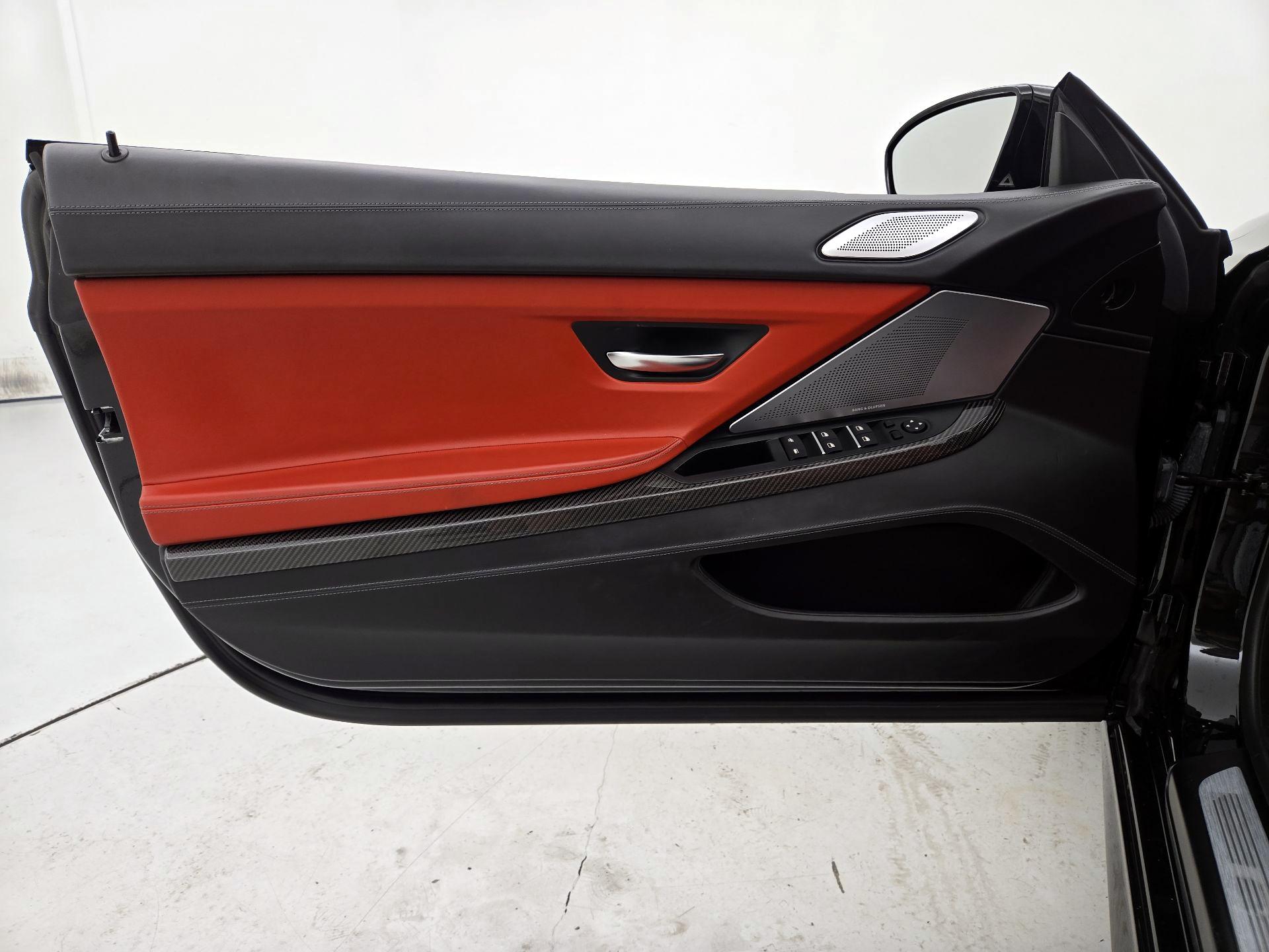 Thumbnail: 2018 BMW M6 - 12