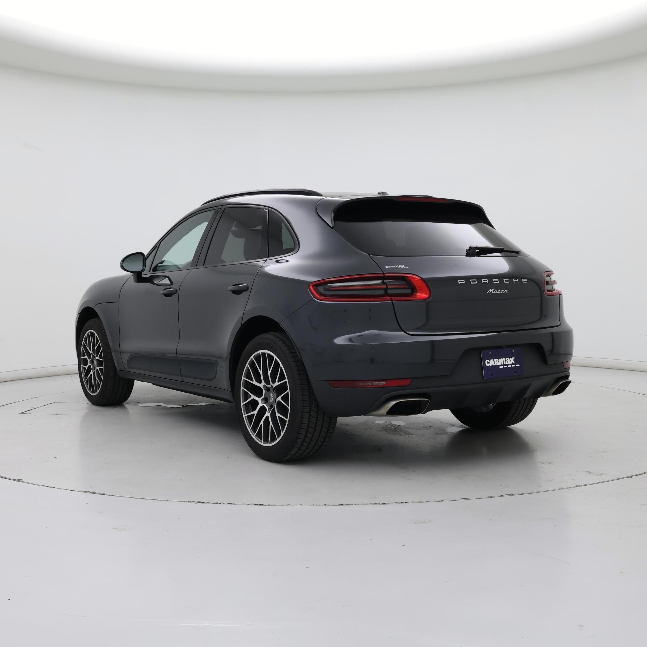Thumbnail: 2018 Porsche Macan - 2