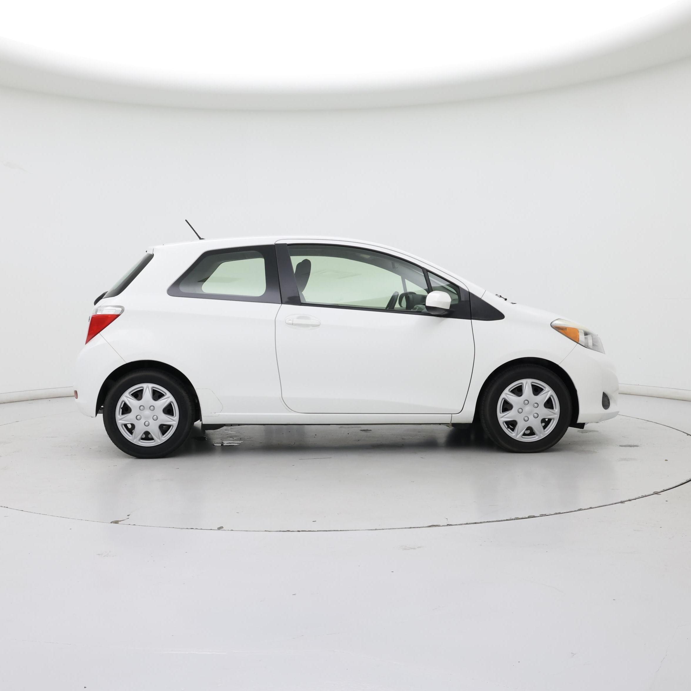 Thumbnail: 2014 Toyota Yaris - 7