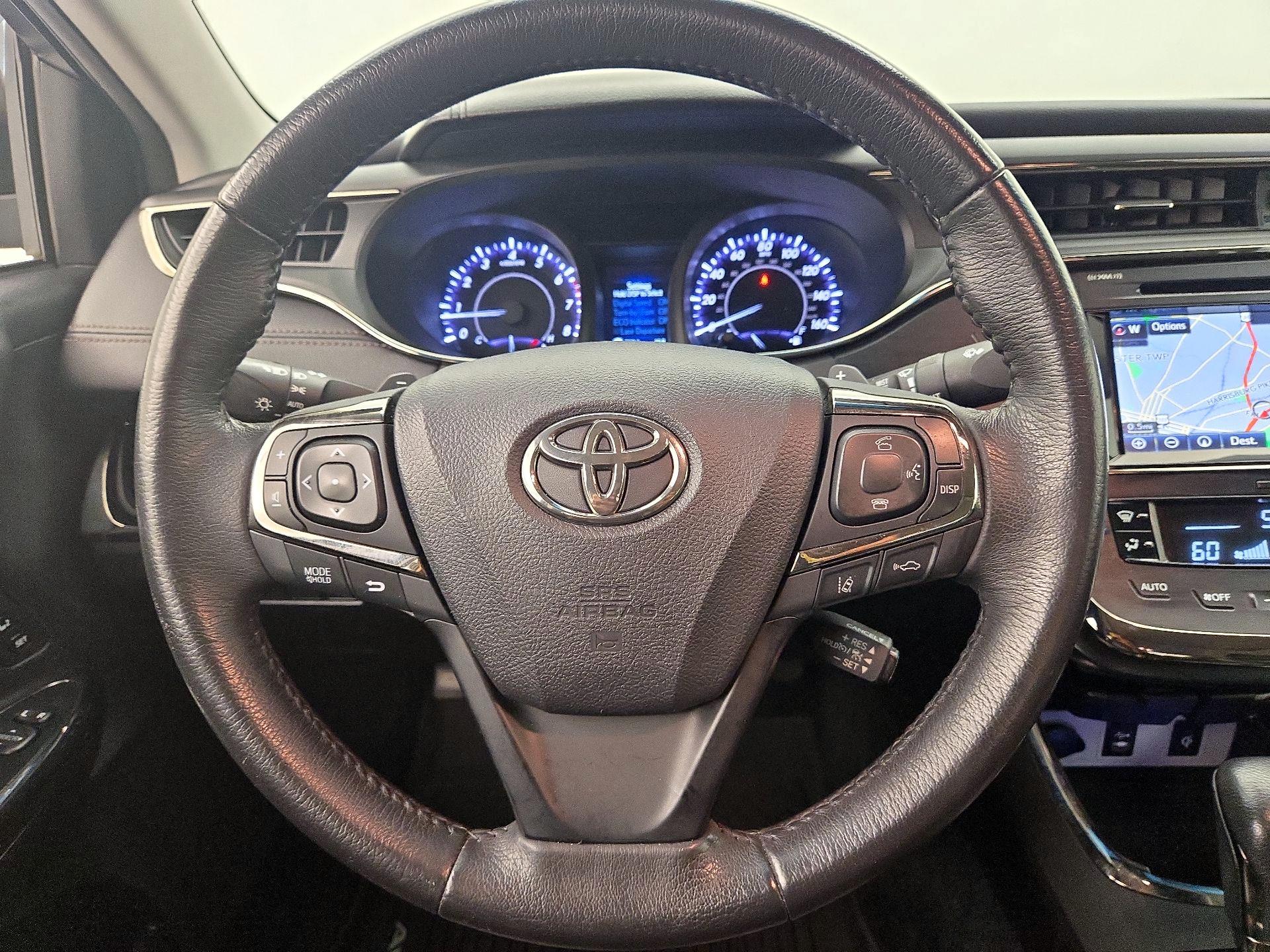 Thumbnail: 2017 Toyota Avalon - 10