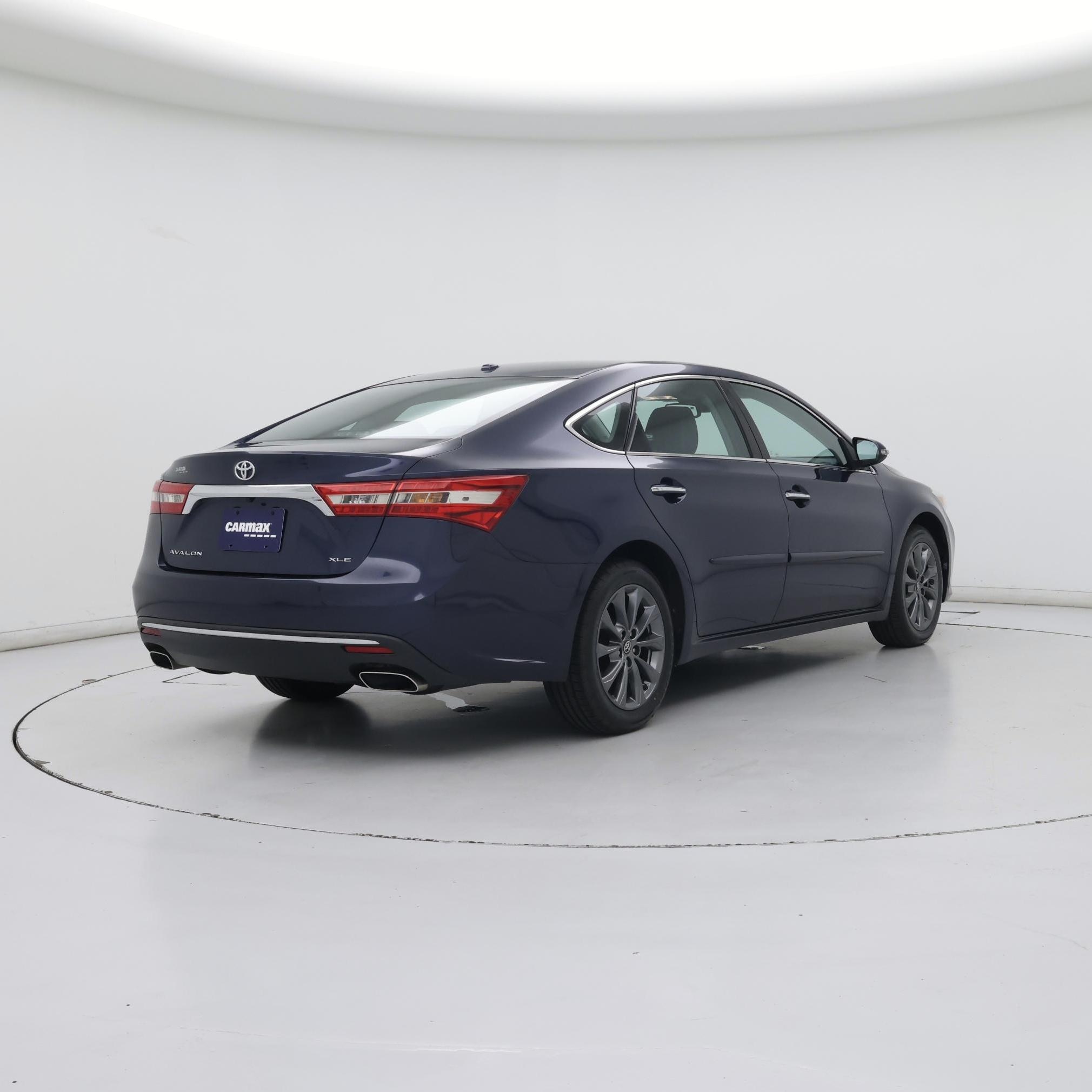 Thumbnail: 2017 Toyota Avalon - 8