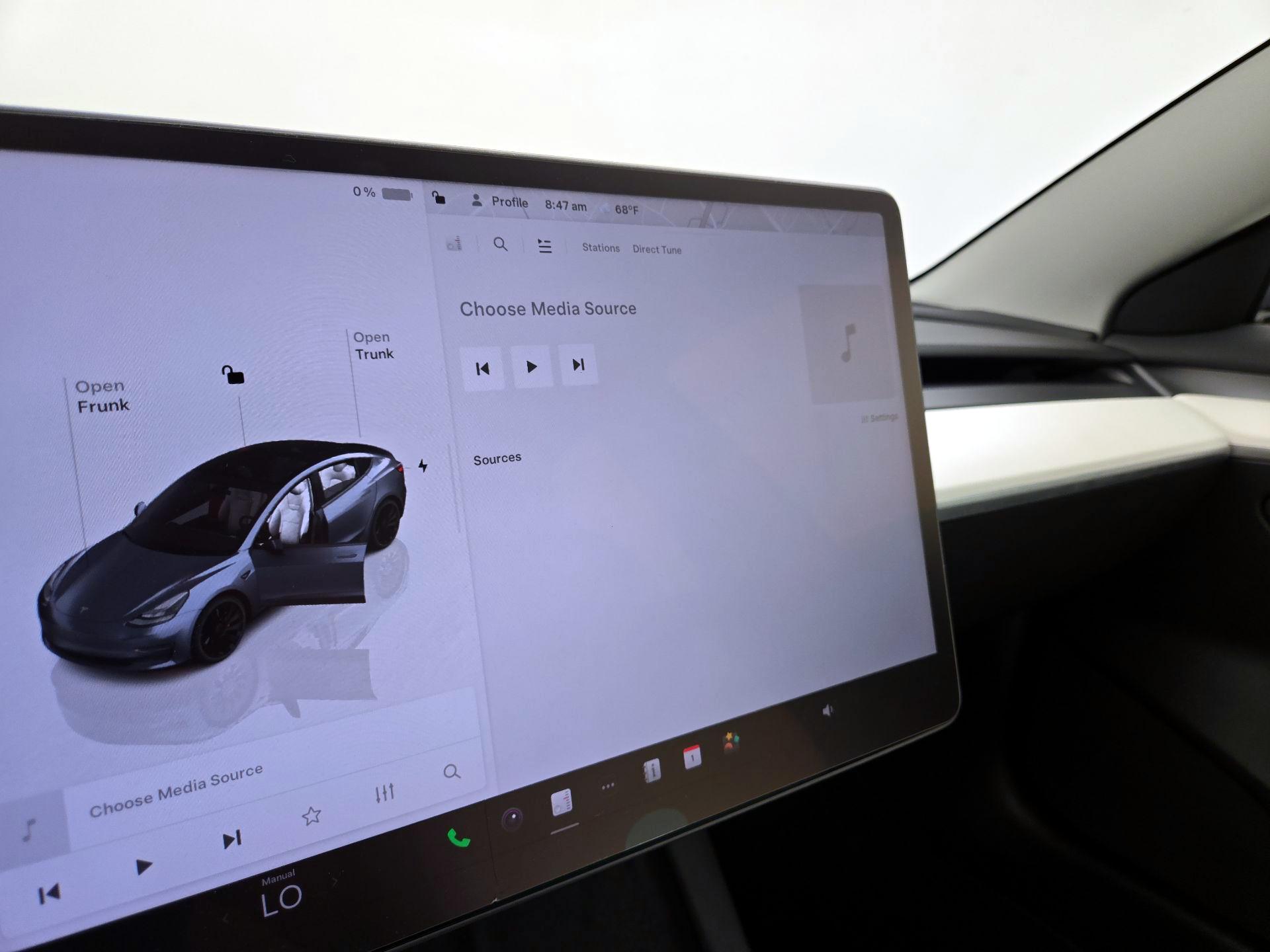 Thumbnail: 2022 Tesla Model 3 - 14