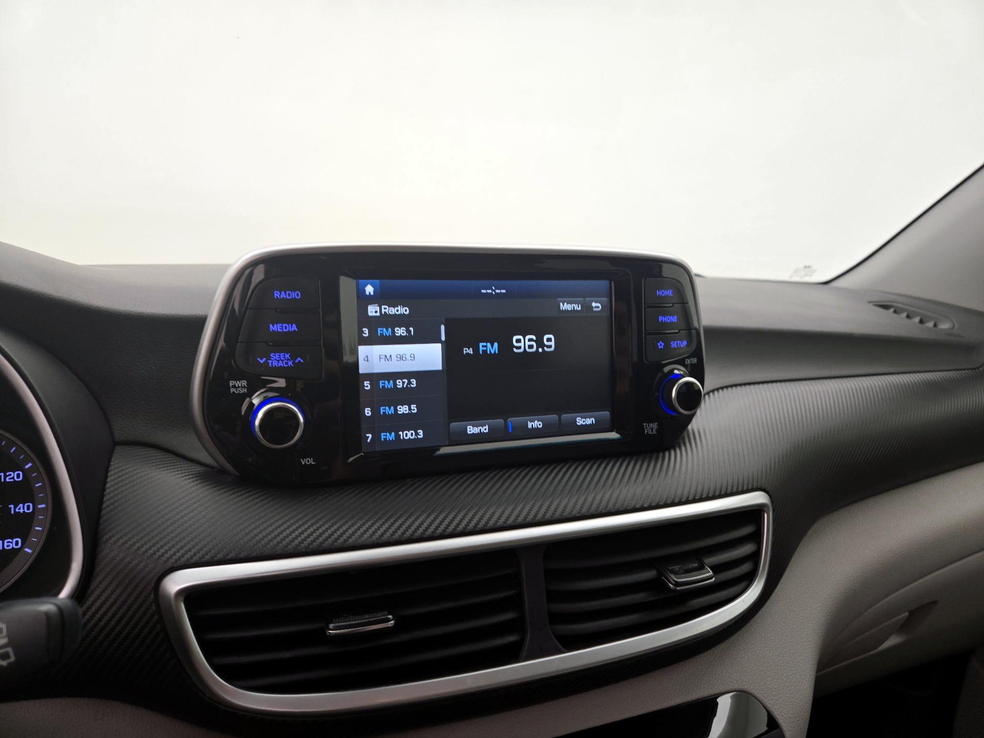 Thumbnail: 2020 Hyundai Tucson - 15