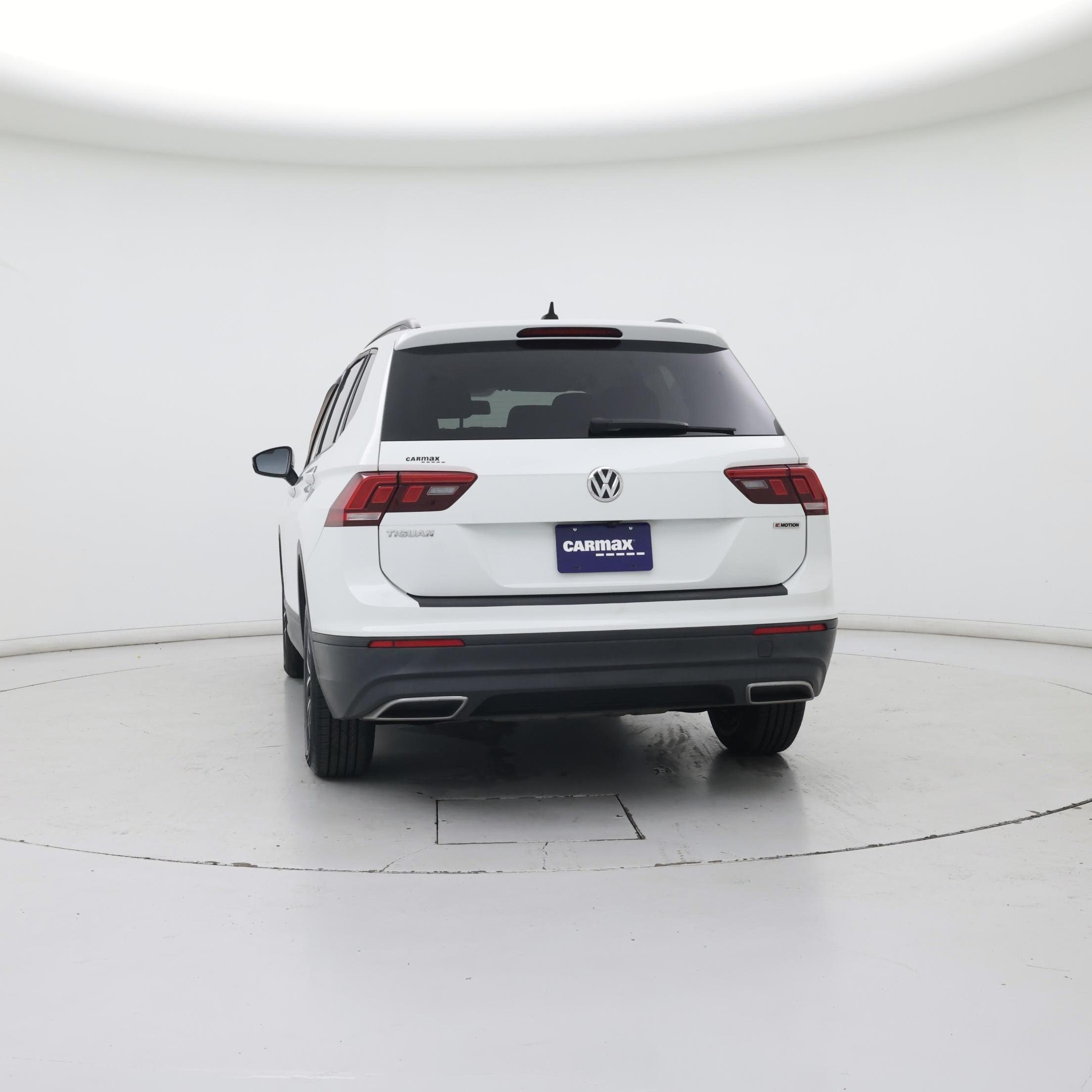 Thumbnail: 2021 Volkswagen Tiguan - 6