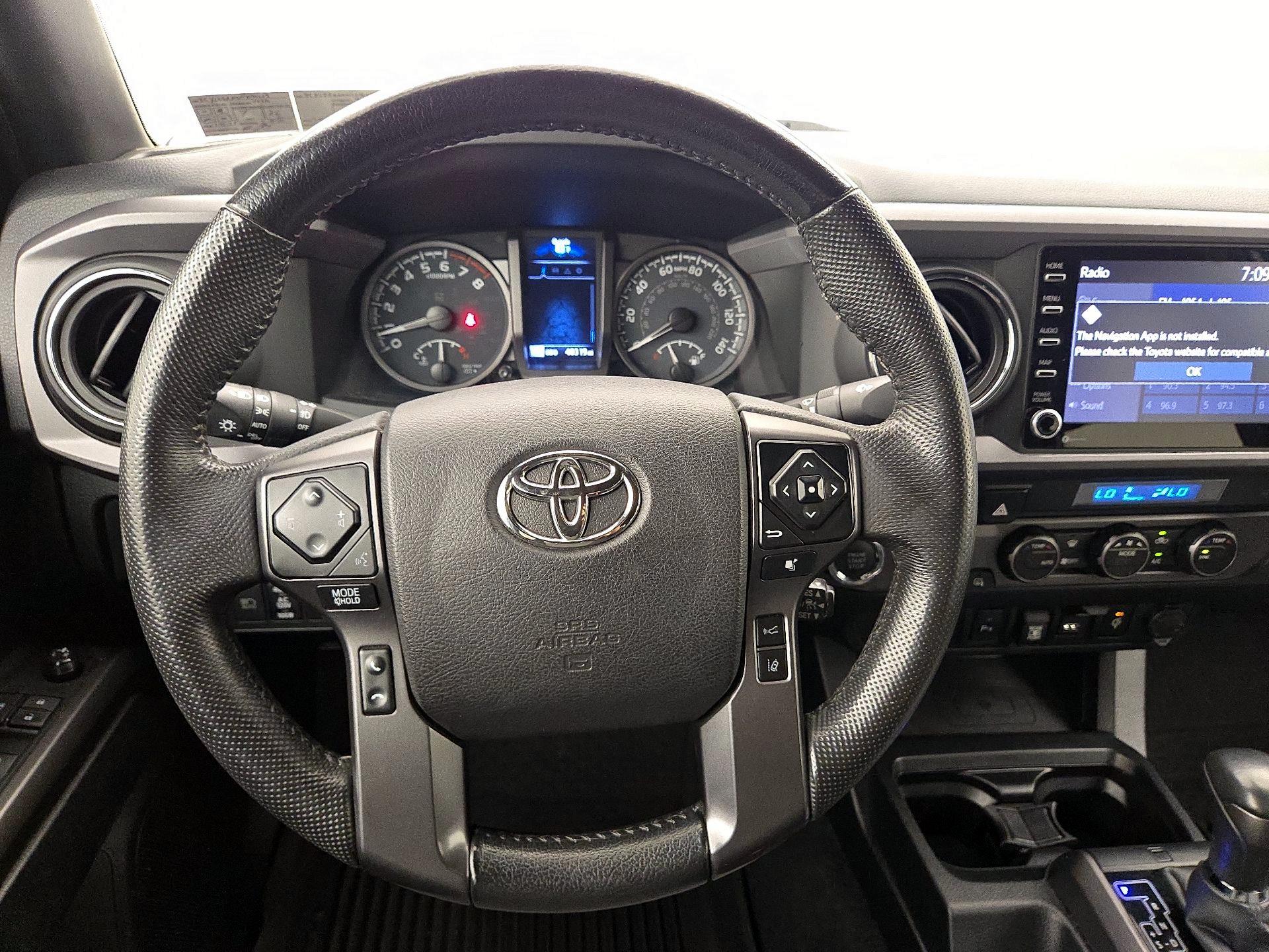 Thumbnail: 2021 Toyota Tacoma - 10