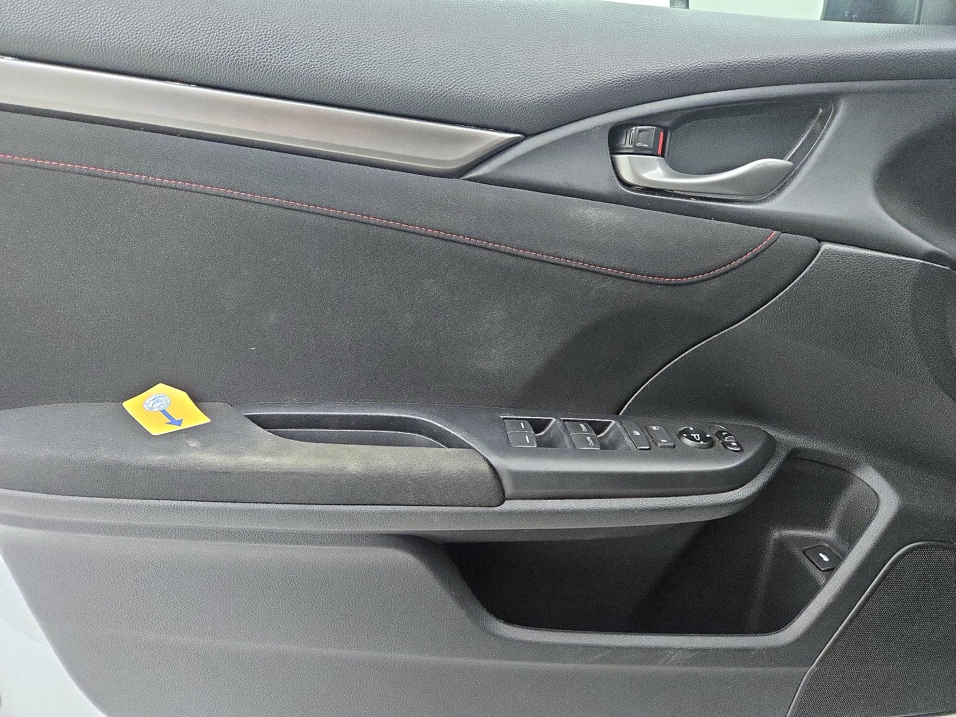 Thumbnail: 2017 Honda Civic - 12