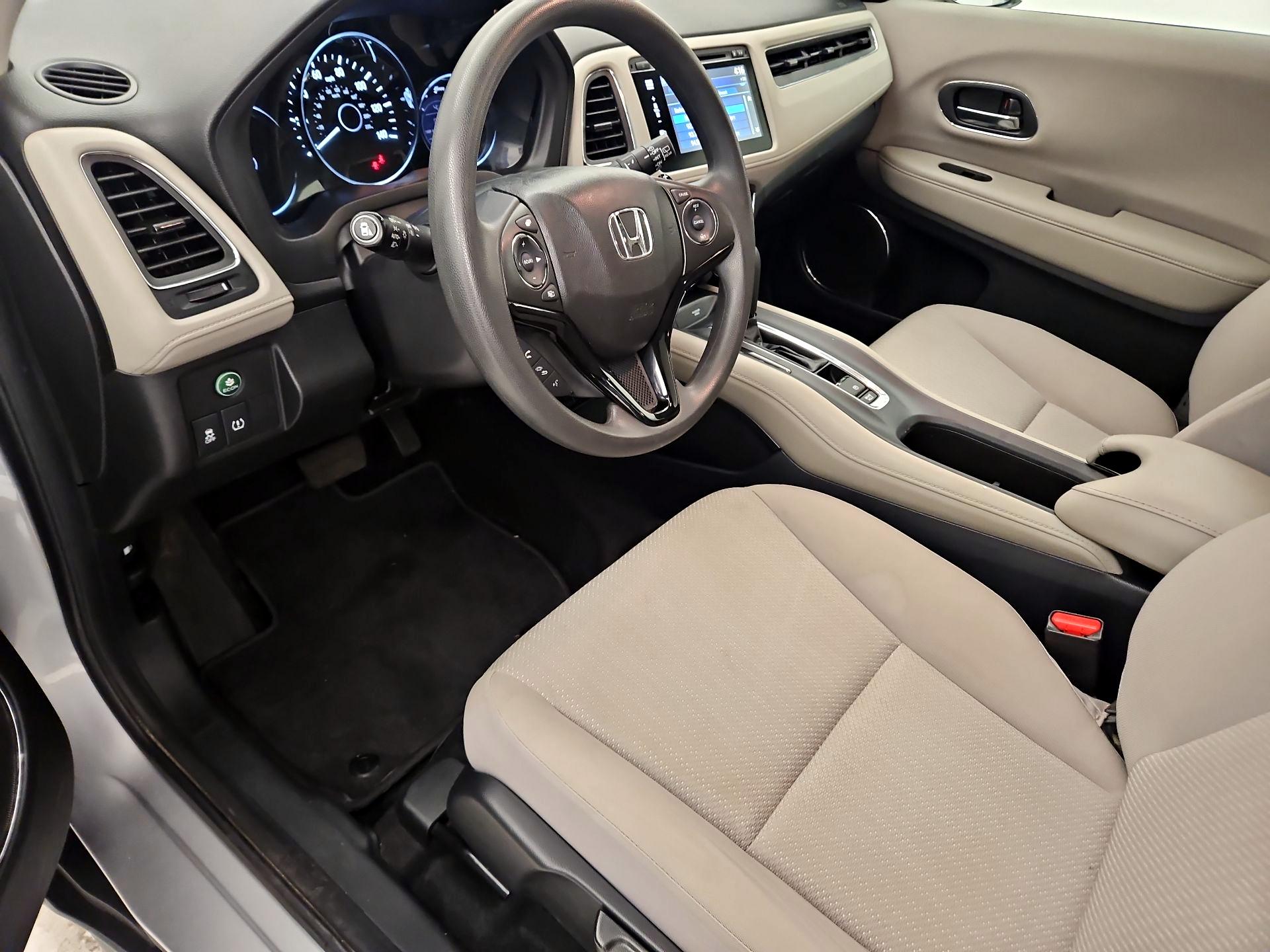 Thumbnail: 2018 Honda HR-V - 11
