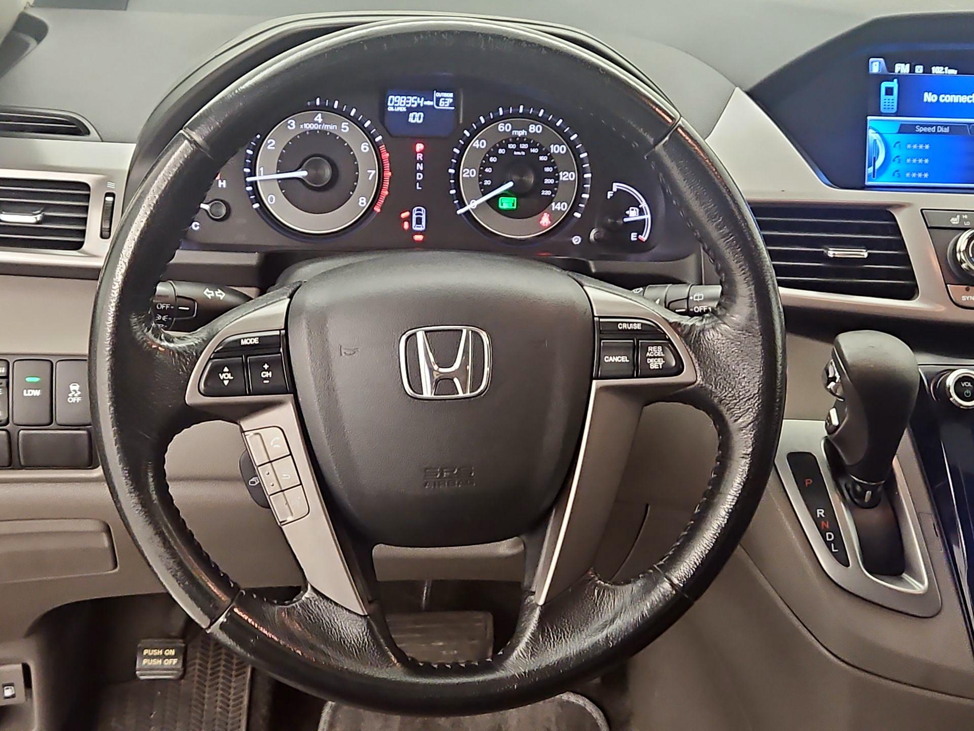 Thumbnail: 2016 Honda Odyssey - 10