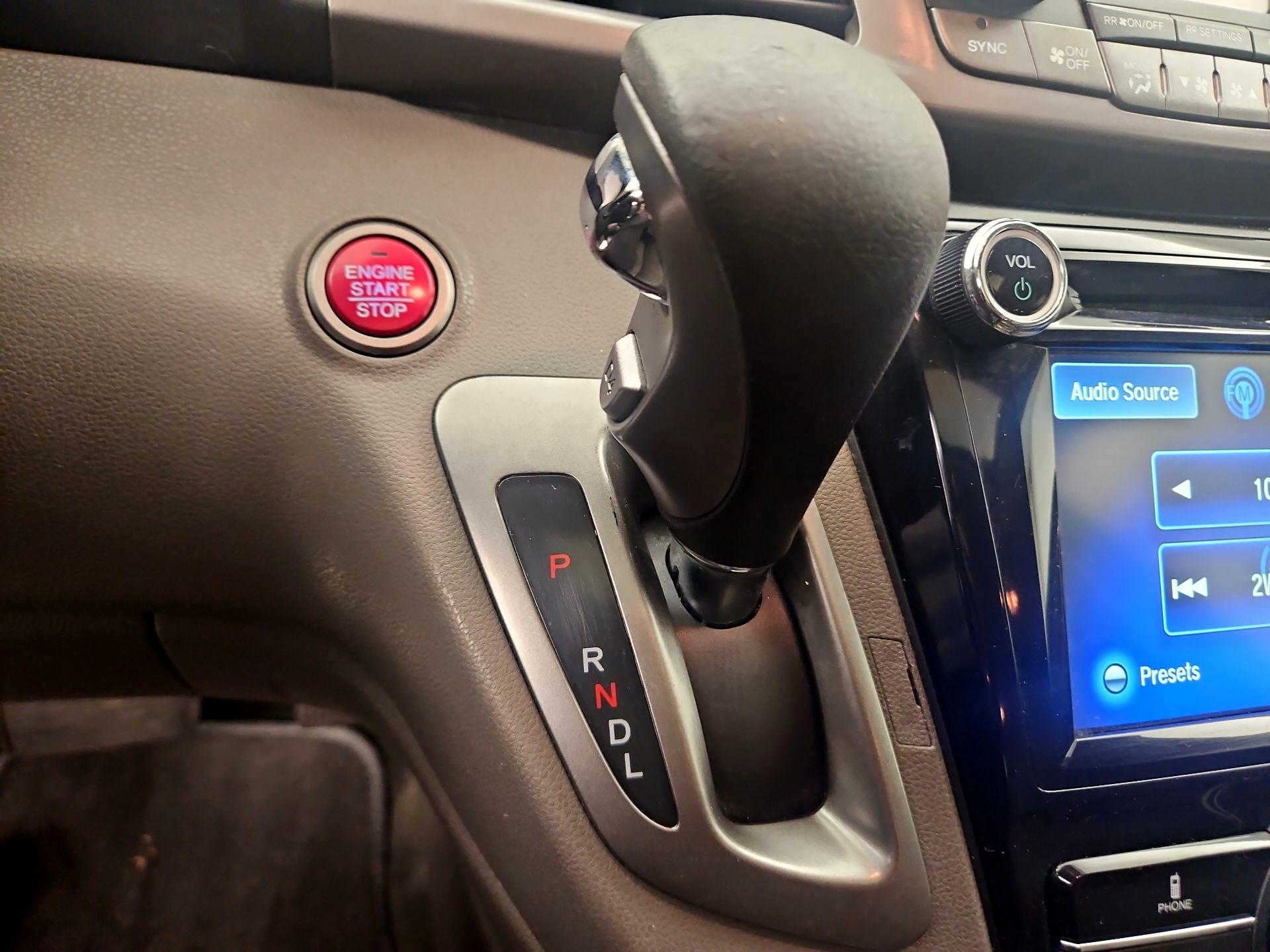 Thumbnail: 2016 Honda Odyssey - 17