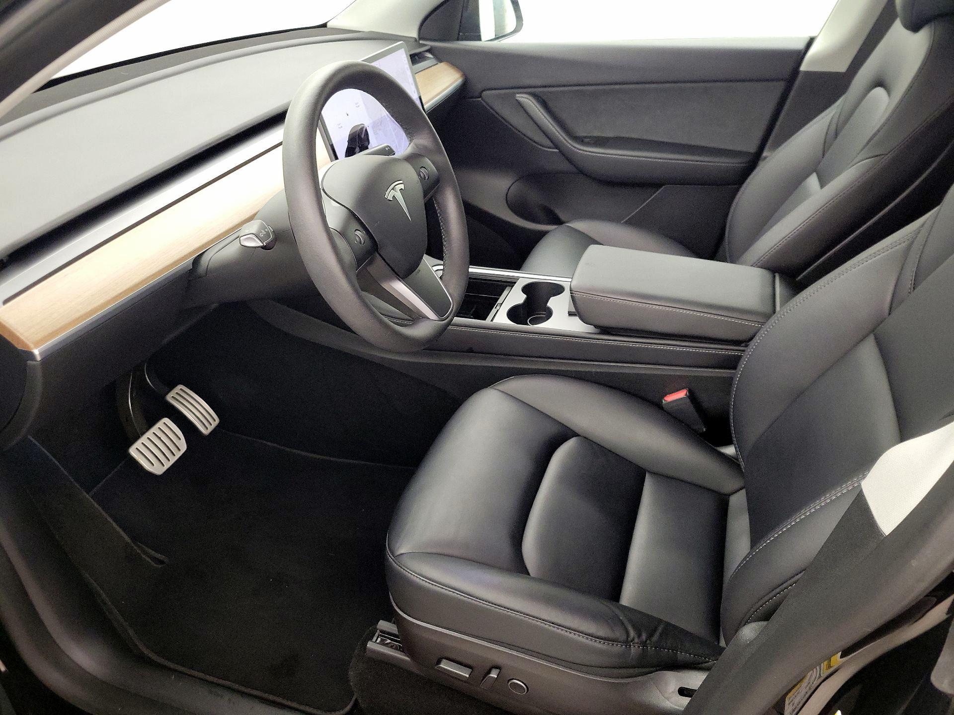 Thumbnail: 2022 Tesla Model Y - 11