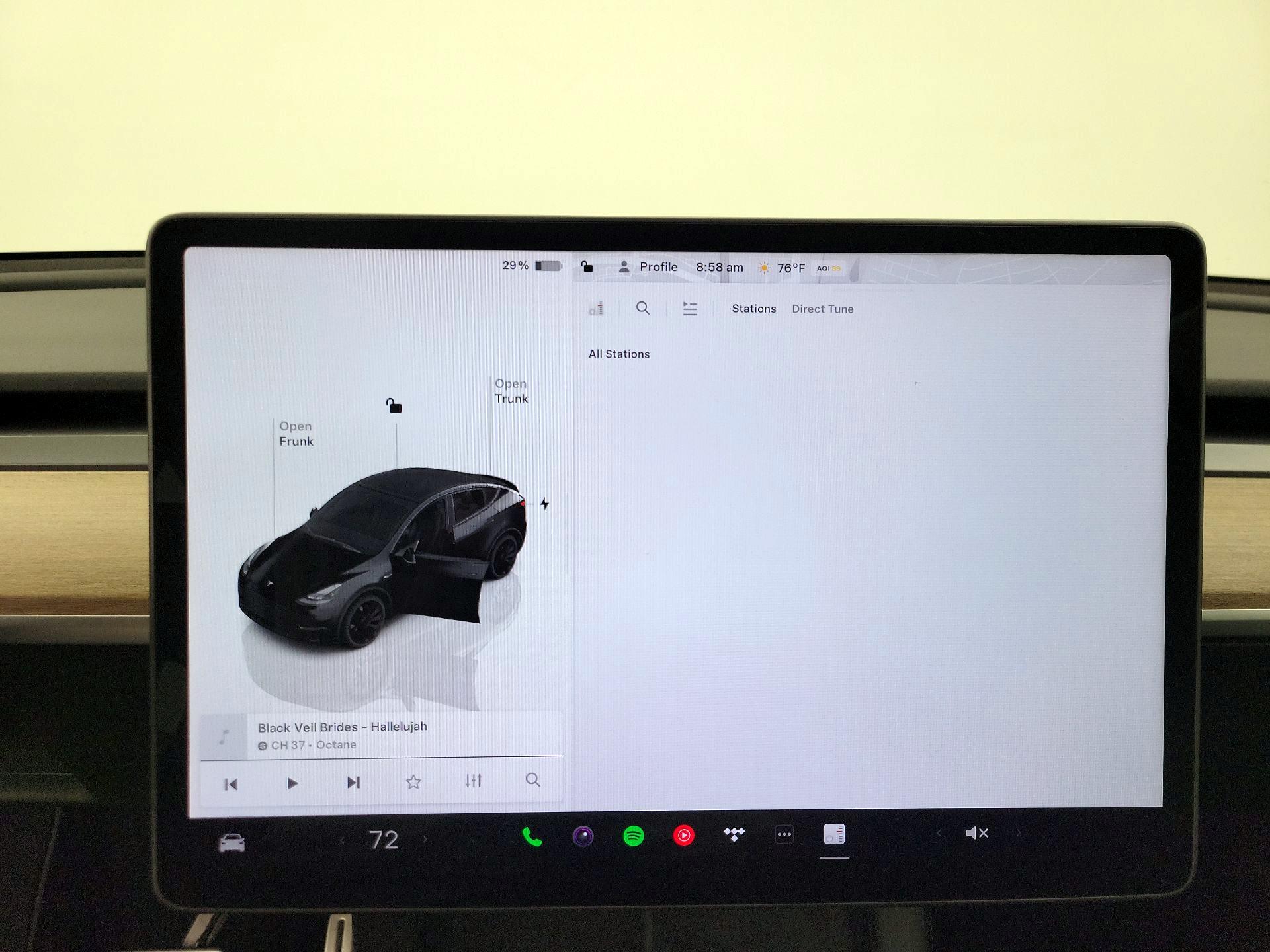 Thumbnail: 2022 Tesla Model Y - 15