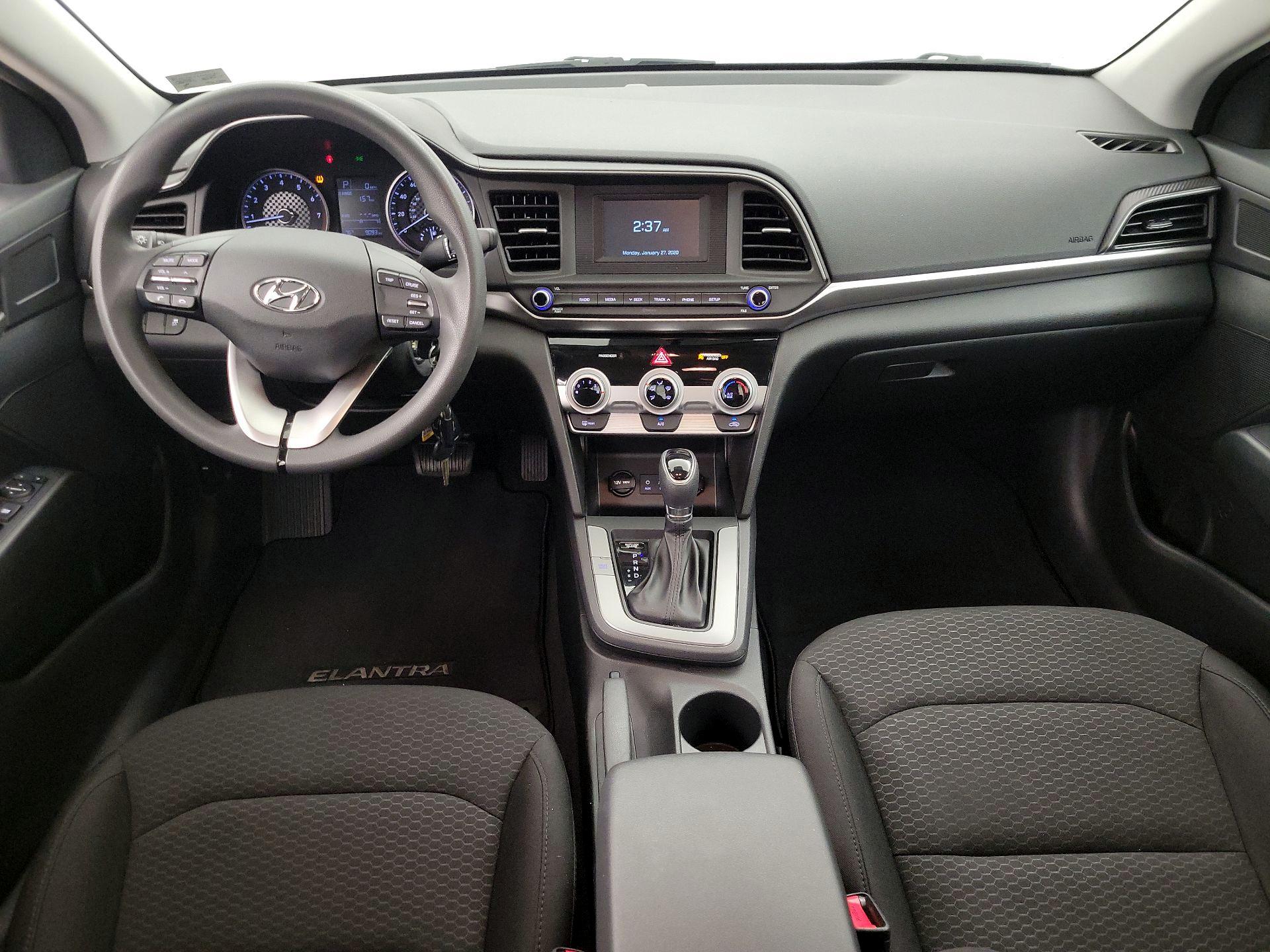 Thumbnail: 2019 Hyundai Elantra - 9