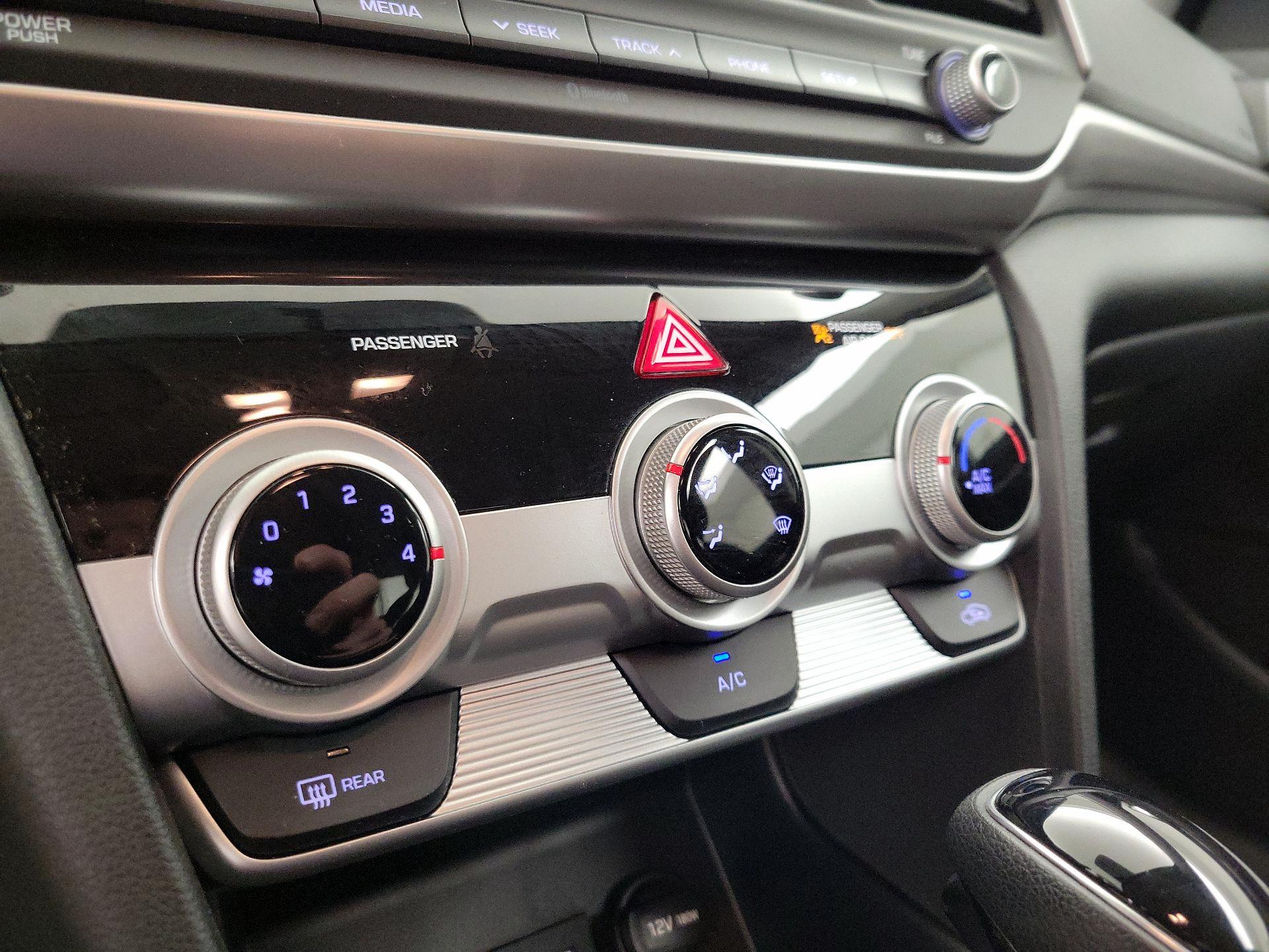 Thumbnail: 2019 Hyundai Elantra - 16