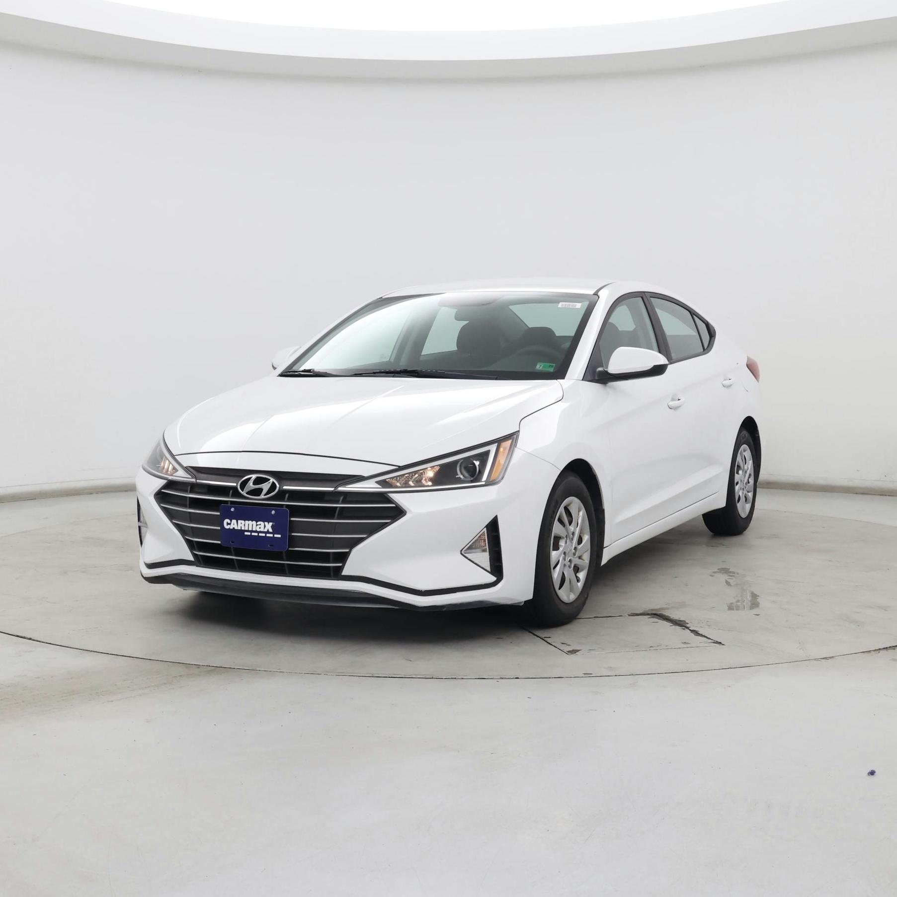 Thumbnail: 2019 Hyundai Elantra - 4