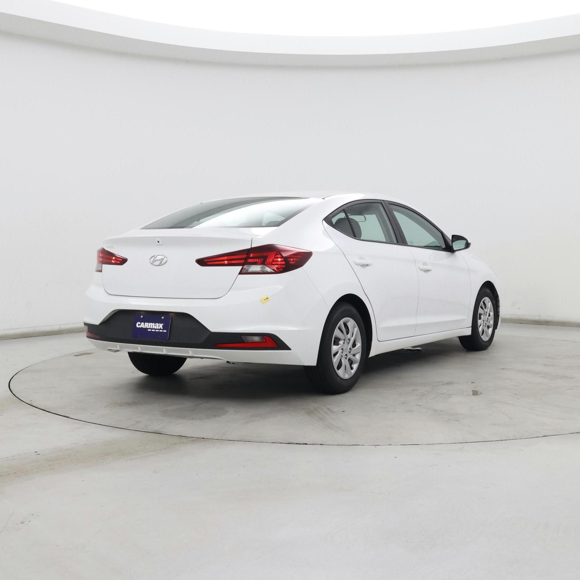 Thumbnail: 2019 Hyundai Elantra - 8
