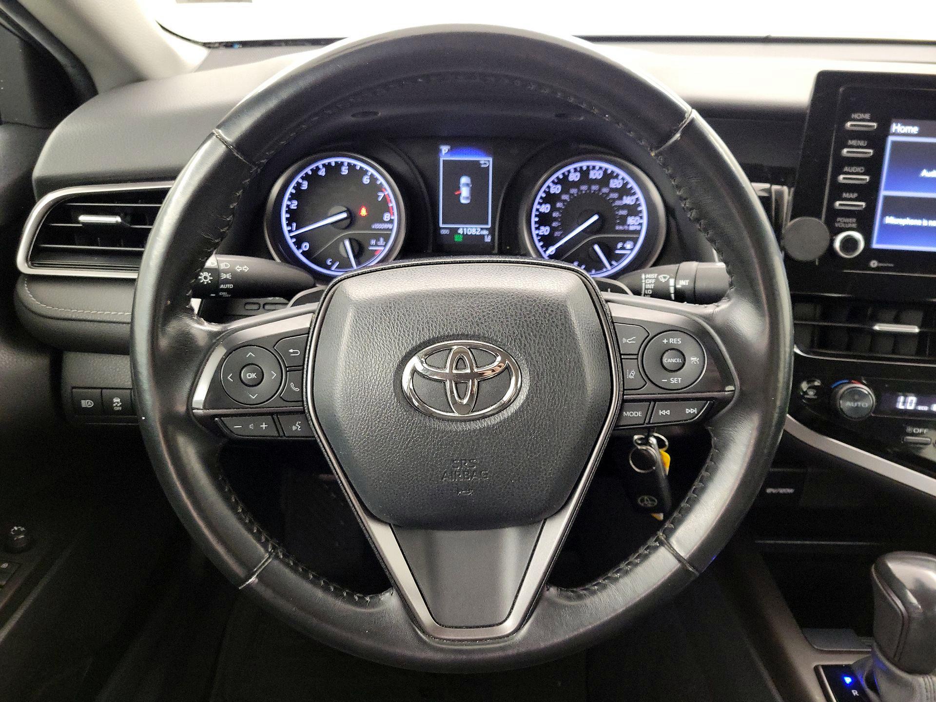 Thumbnail: 2022 Toyota Camry - 10