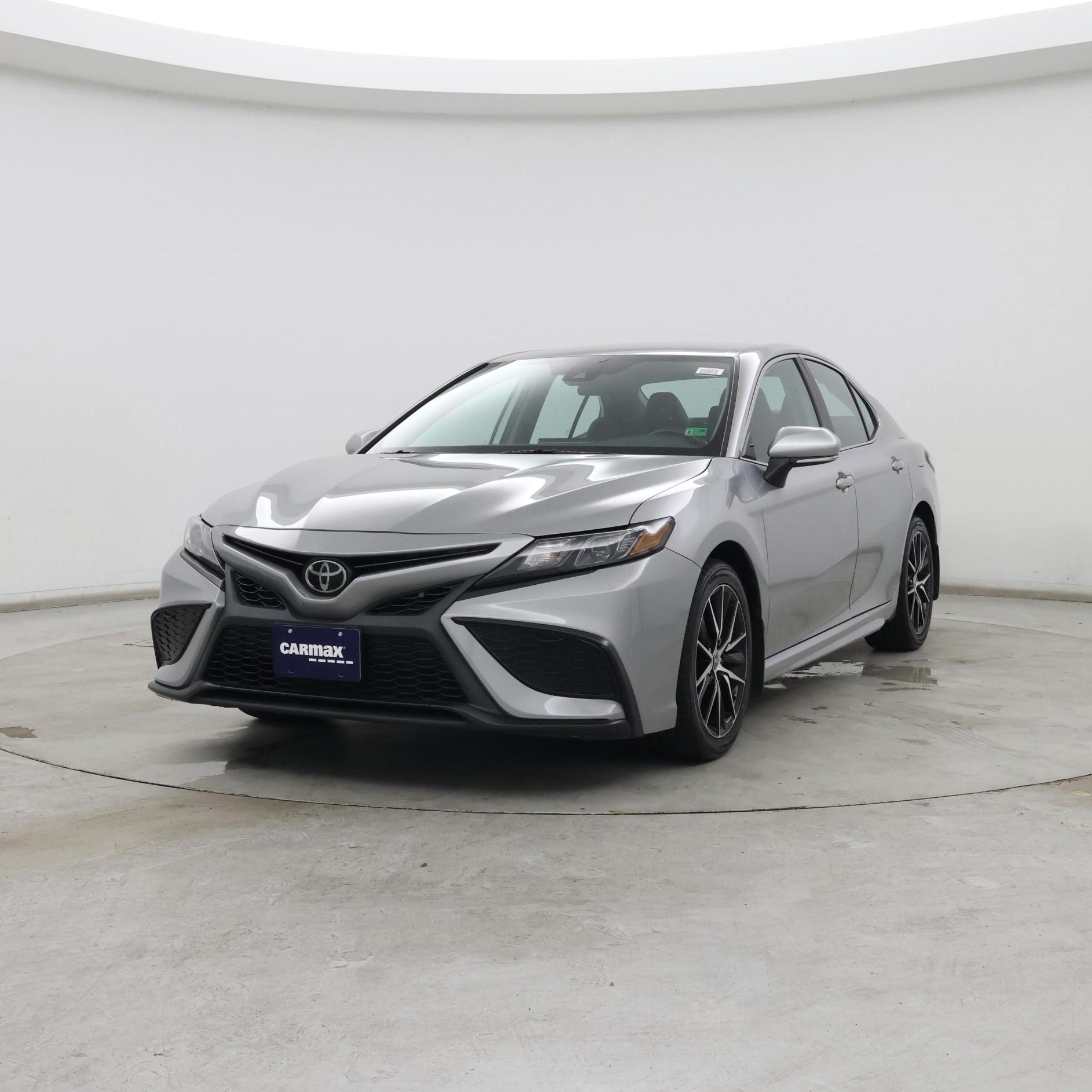 Thumbnail: 2022 Toyota Camry - 4