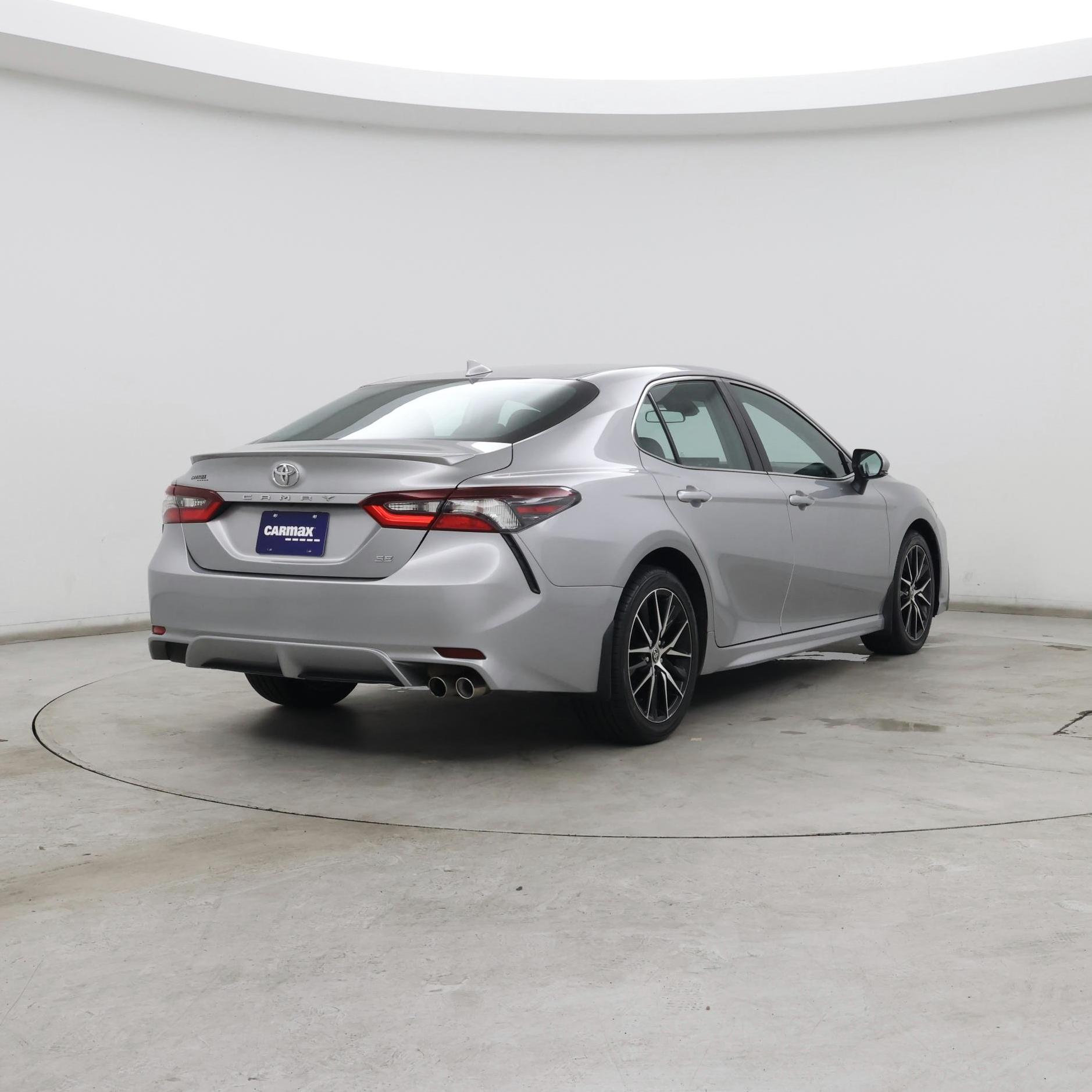 Thumbnail: 2022 Toyota Camry - 8