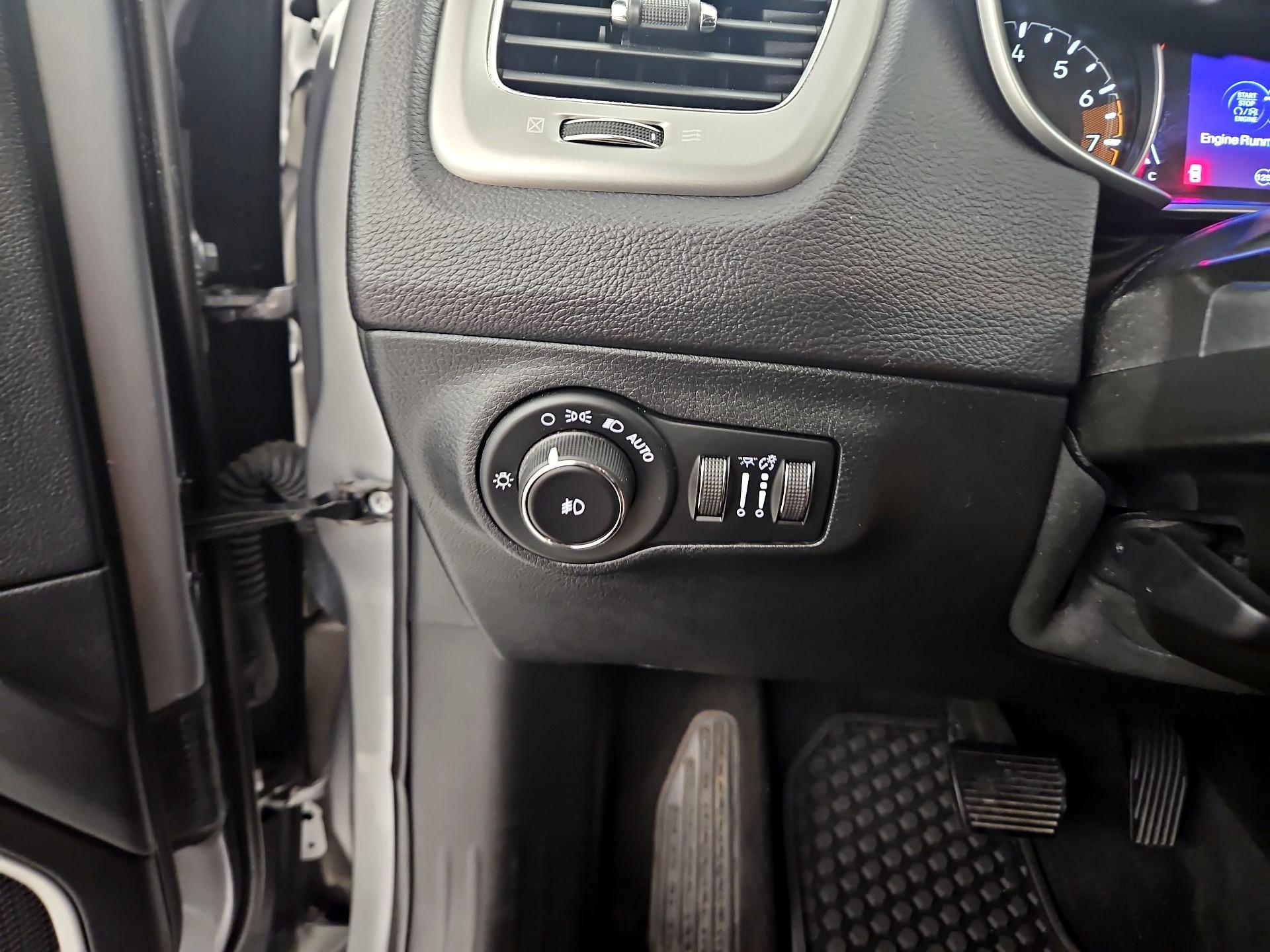 Thumbnail: 2018 Jeep Compass - 13
