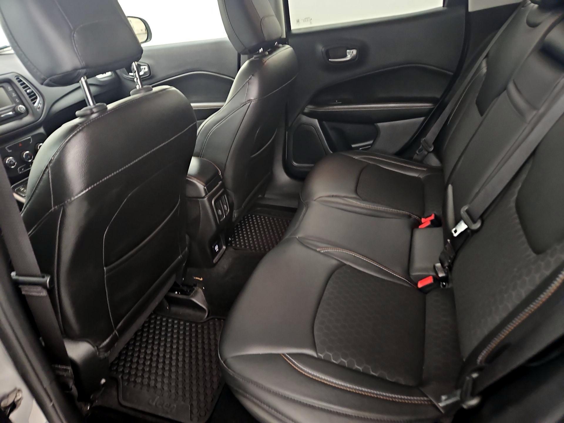 Thumbnail: 2018 Jeep Compass - 20