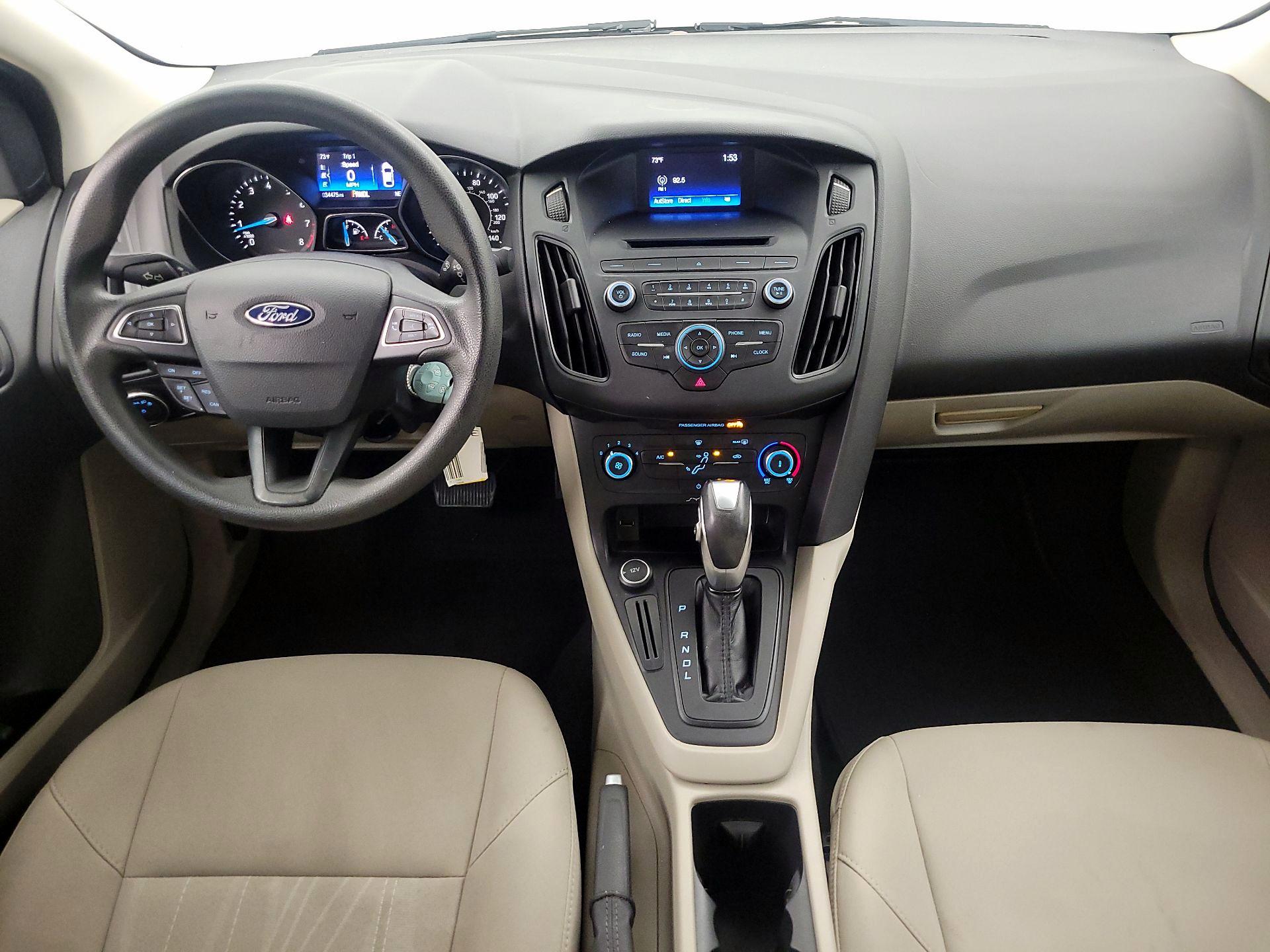 Thumbnail: 2016 Ford Focus - 9