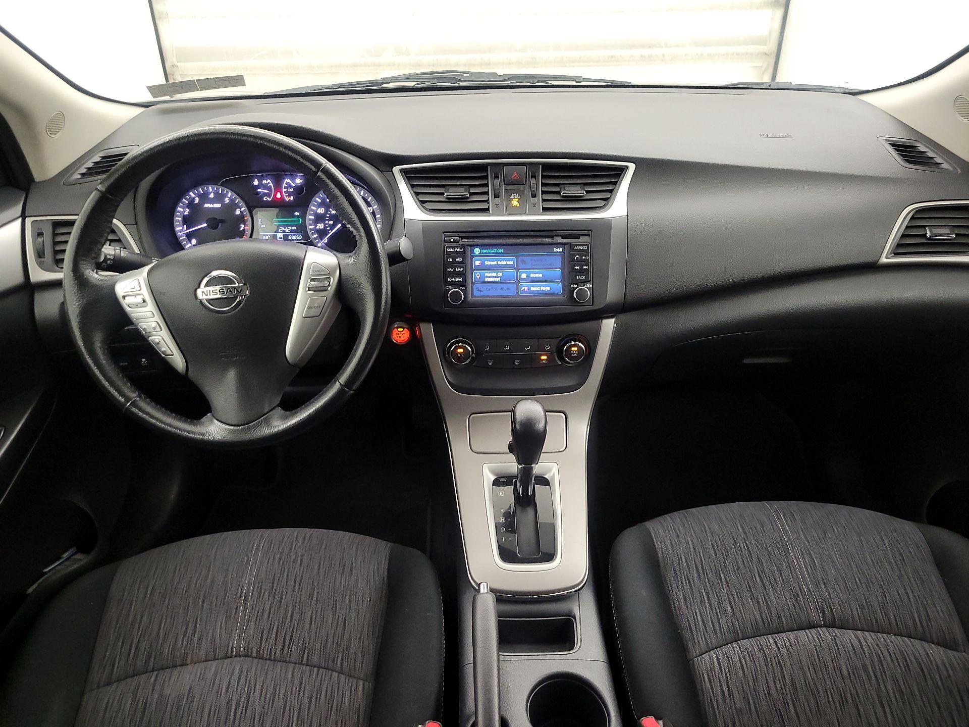 Thumbnail: 2015 Nissan Sentra - 9
