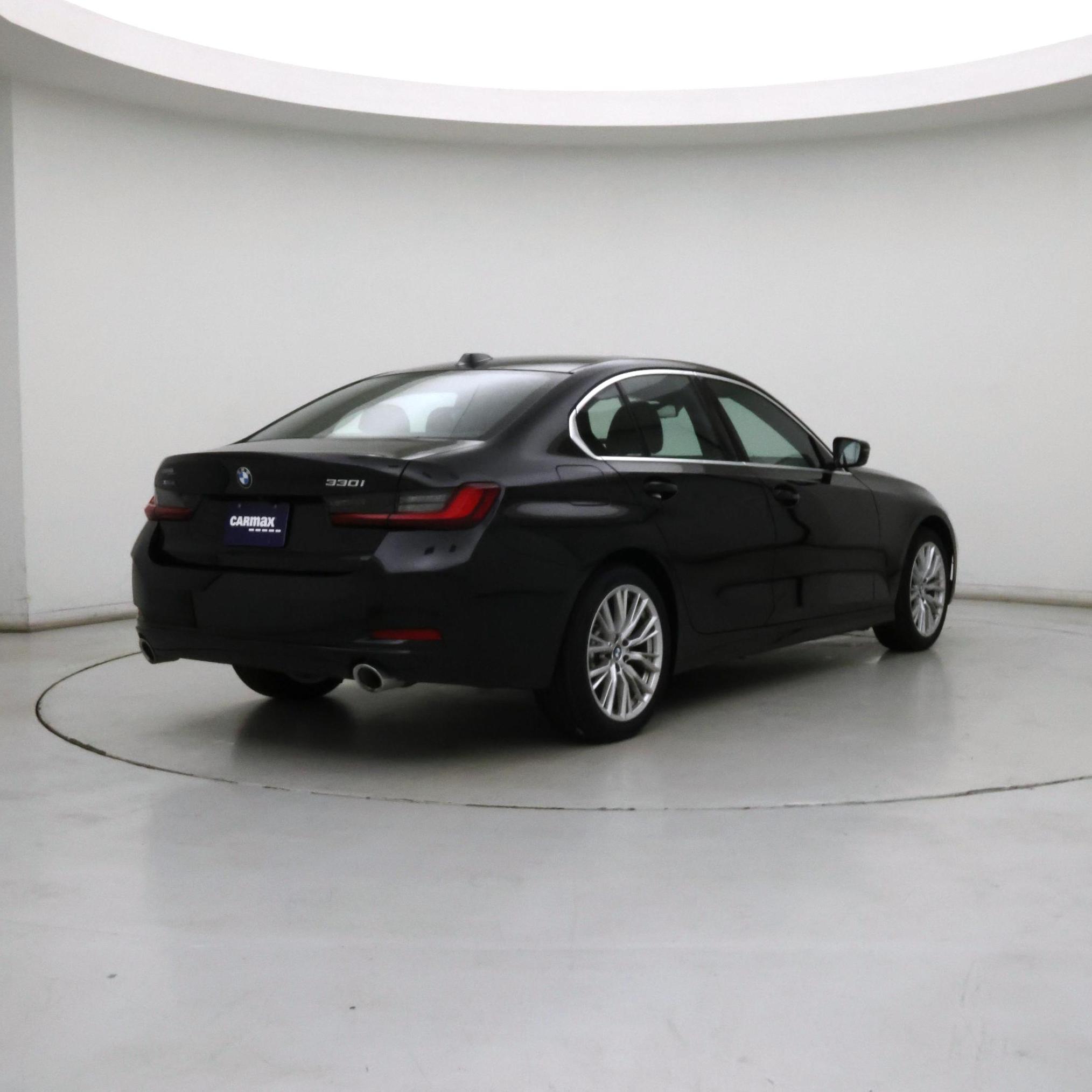 Thumbnail: 2024 BMW 3 Series - 8