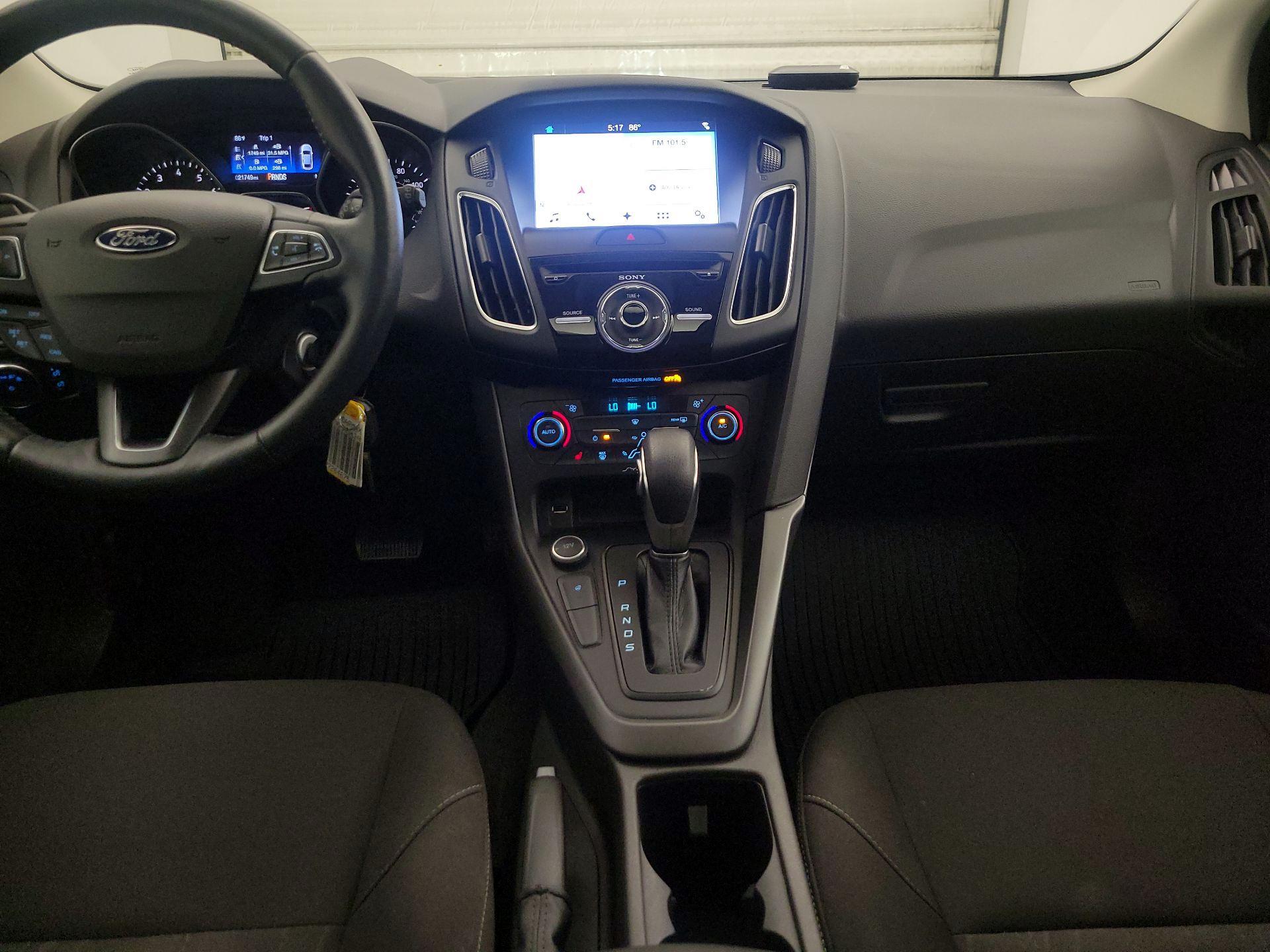 Thumbnail: 2017 Ford Focus - 9