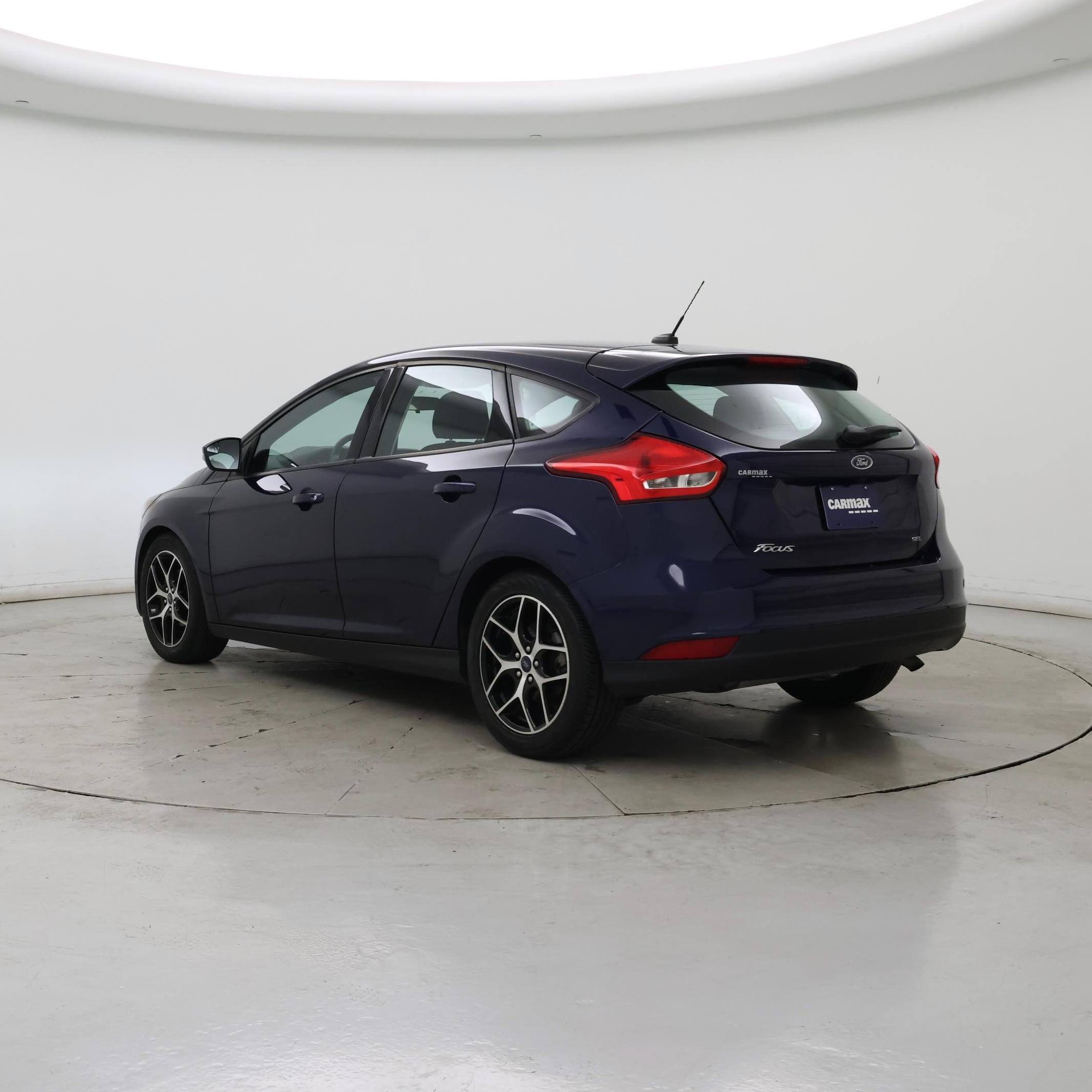 Thumbnail: 2017 Ford Focus - 2