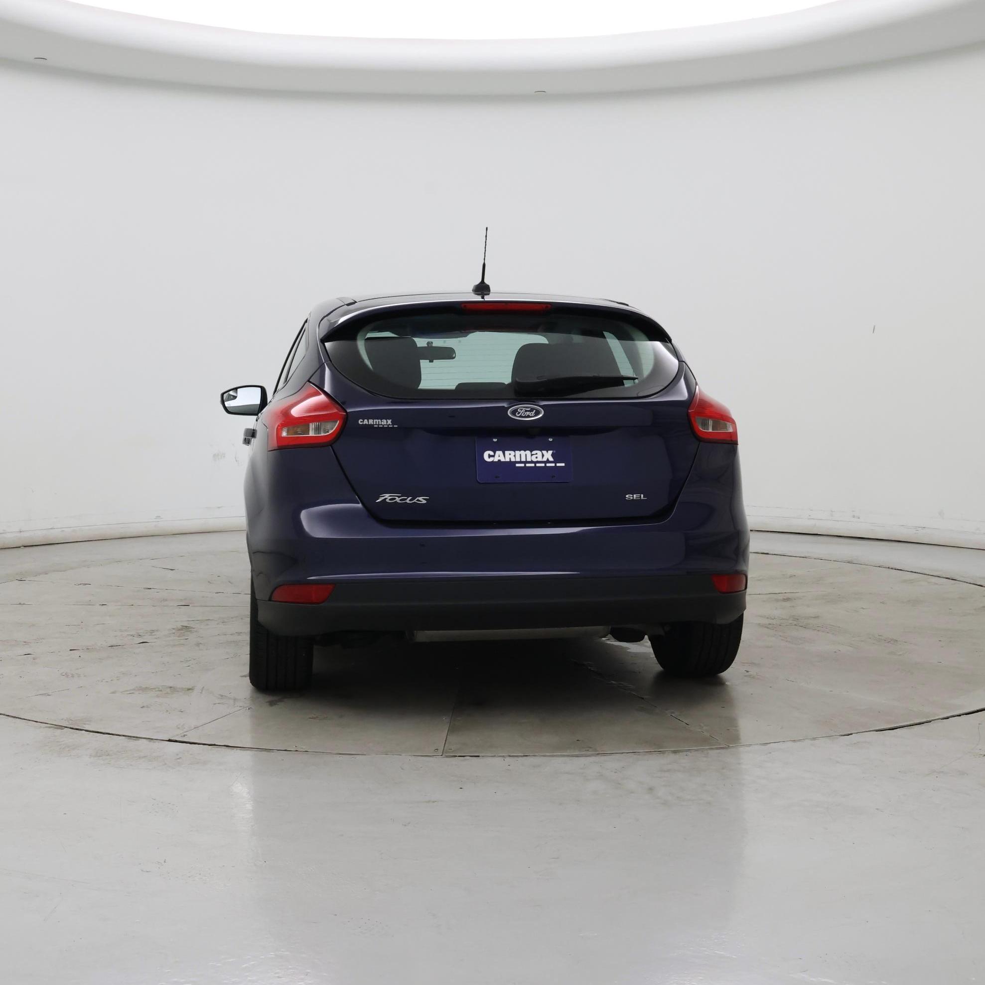 Thumbnail: 2017 Ford Focus - 6