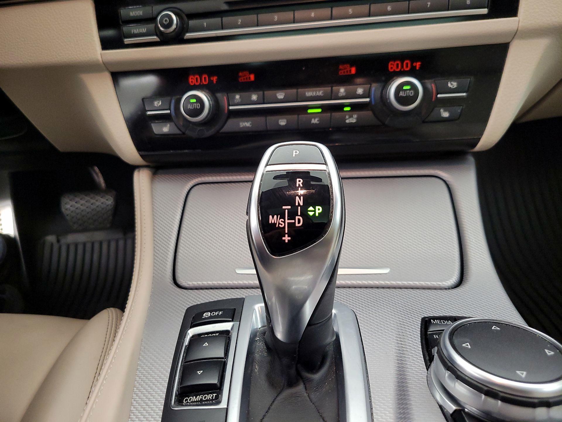 Thumbnail: 2016 BMW 5 Series - 17