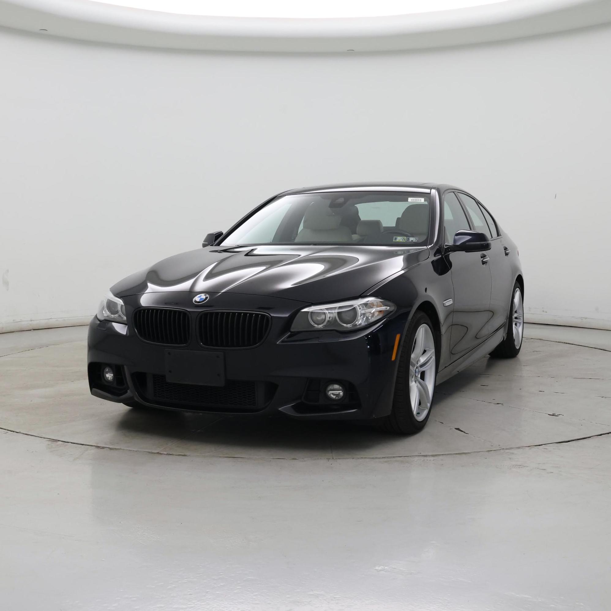 Thumbnail: 2016 BMW 5 Series - 4
