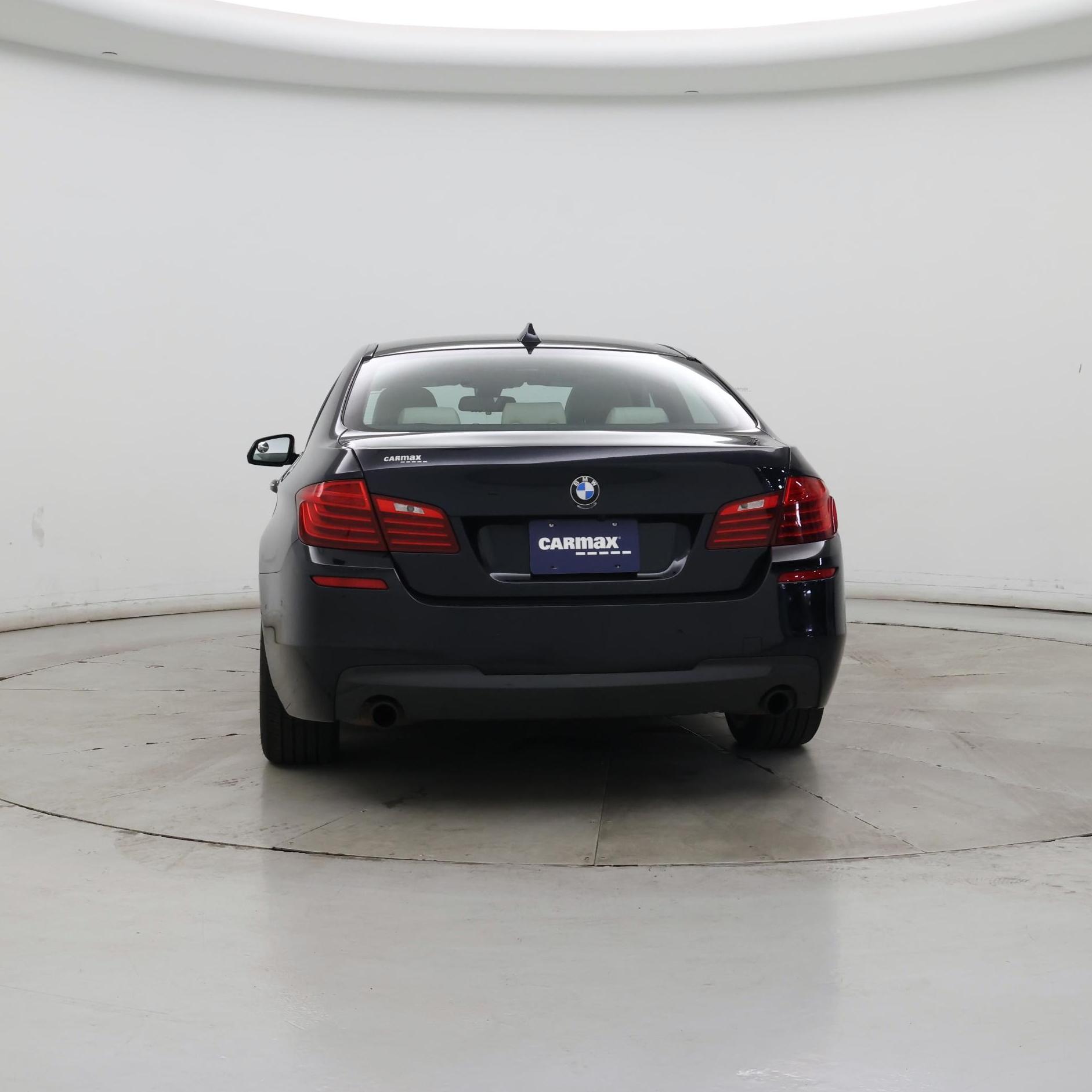 Thumbnail: 2016 BMW 5 Series - 6