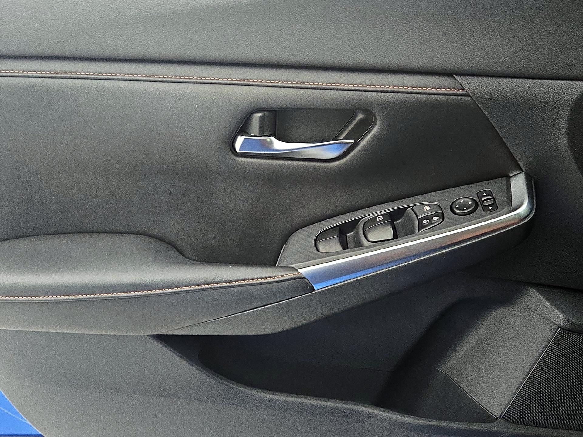 Thumbnail: 2020 Nissan Sentra - 12