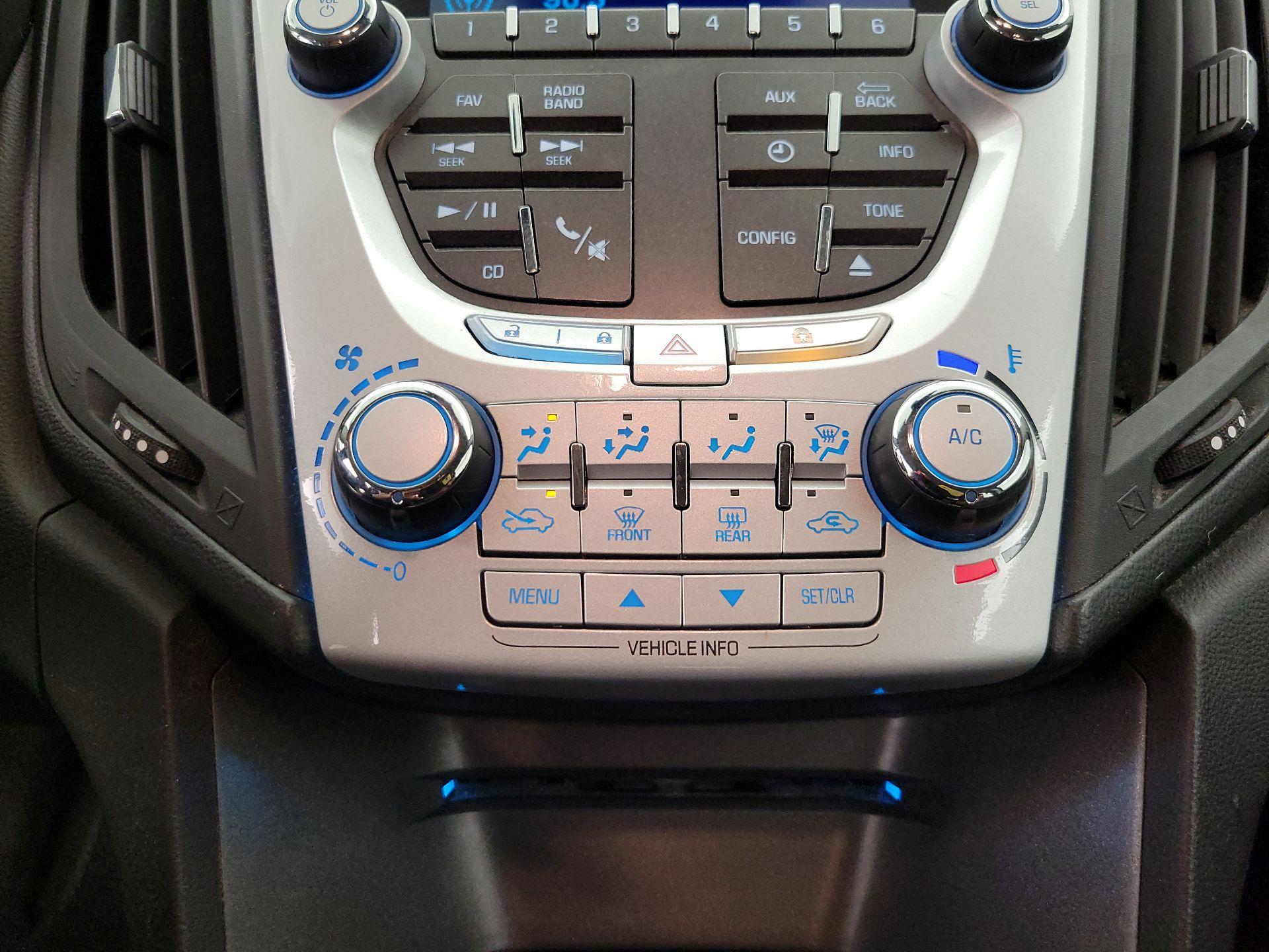 Thumbnail: 2015 Chevrolet Equinox - 14