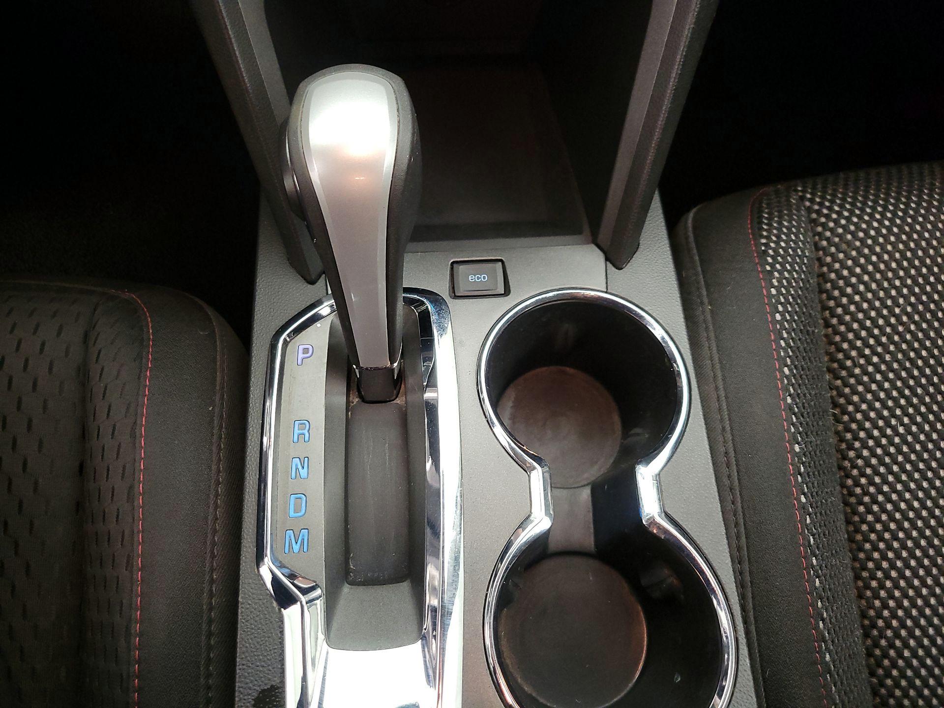 Thumbnail: 2015 Chevrolet Equinox - 15