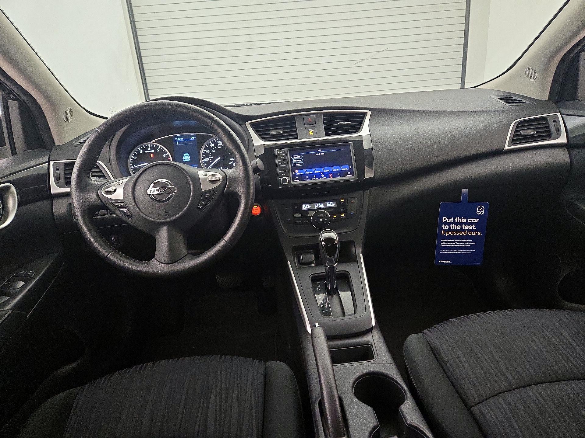 Thumbnail: 2019 Nissan Sentra - 9